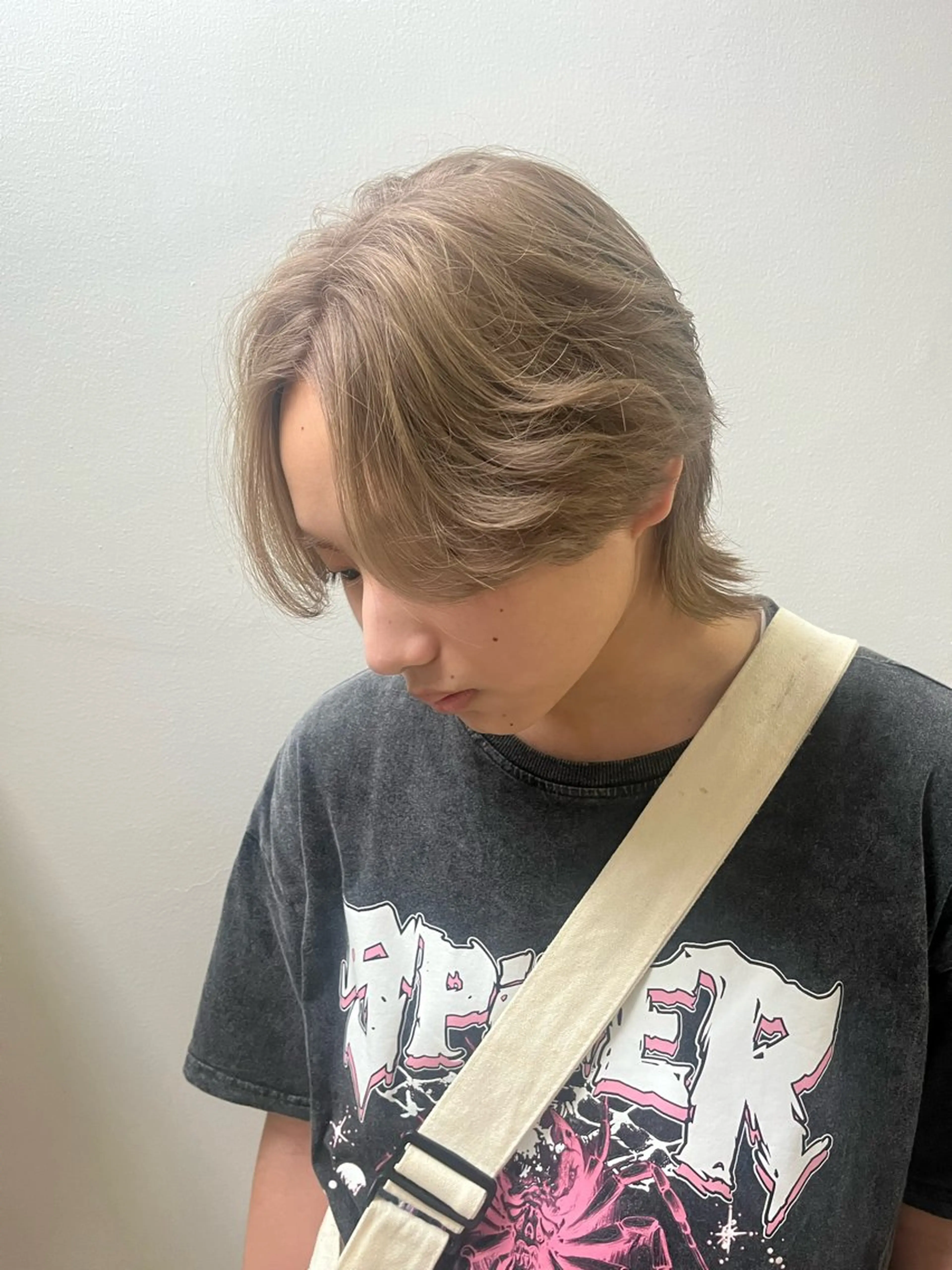 カラー メンズ メンズブリーチ ブリーチ 透明感カラー ダブルカラー 髪質改善 【ただの天才 🎨】のヘアスタイル