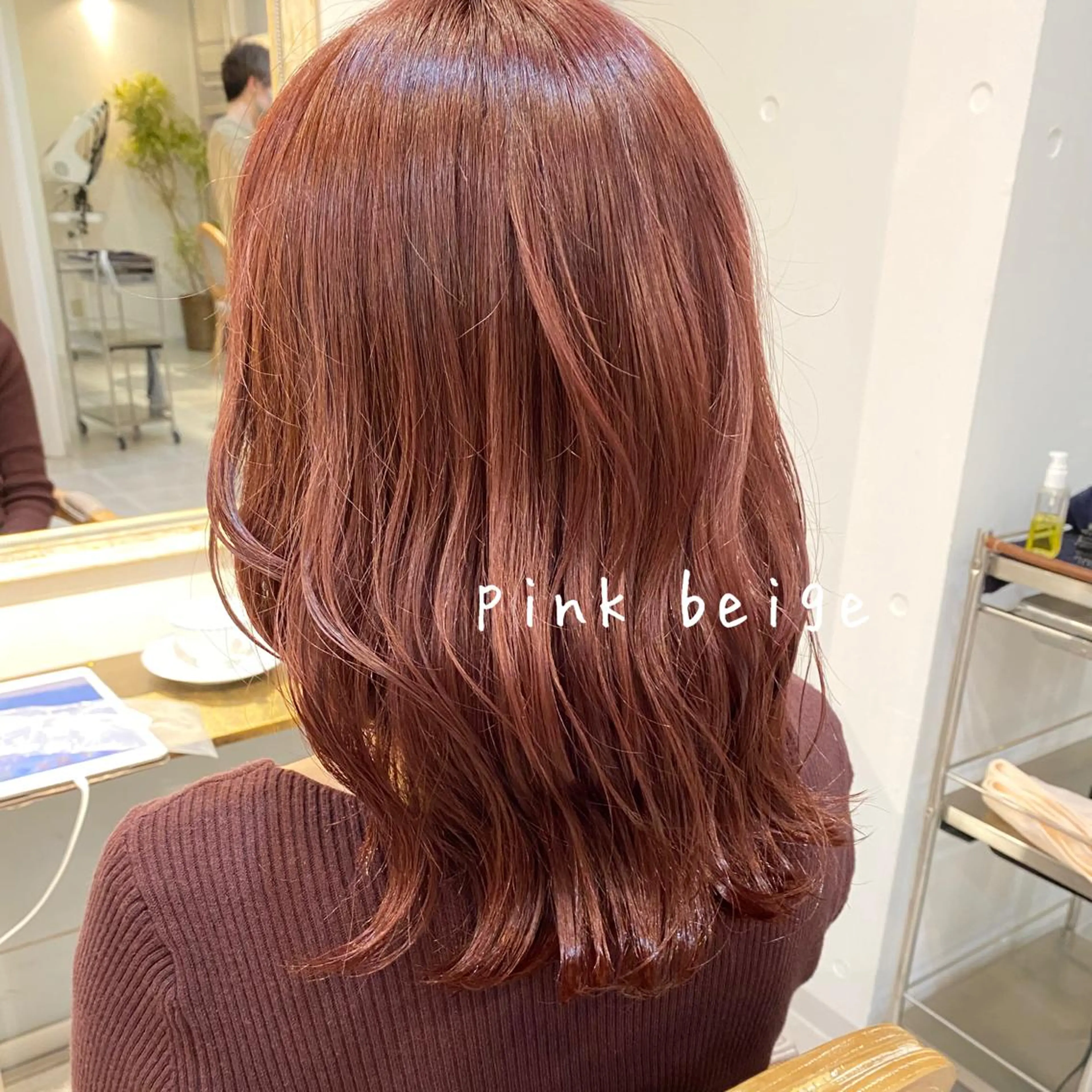 ミディアム カラー モテ前髪 タゴメ シンヤのヘアスタイル