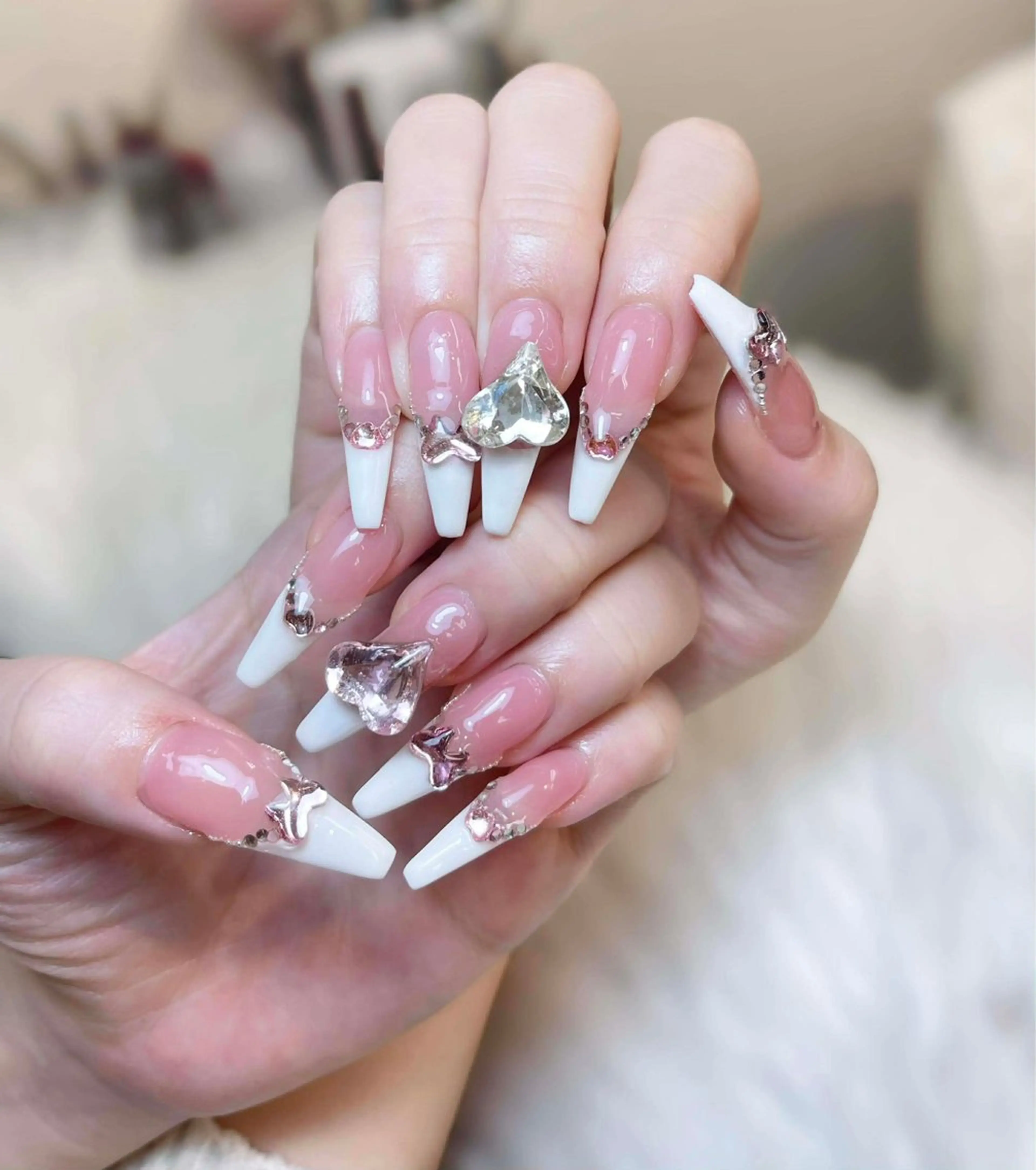 ネイル アートネイル 成人式 ジェルネイル ニュアンスネイル 夏ネイル ハンドネイル Jenn Nail Salonのネイルデザイン