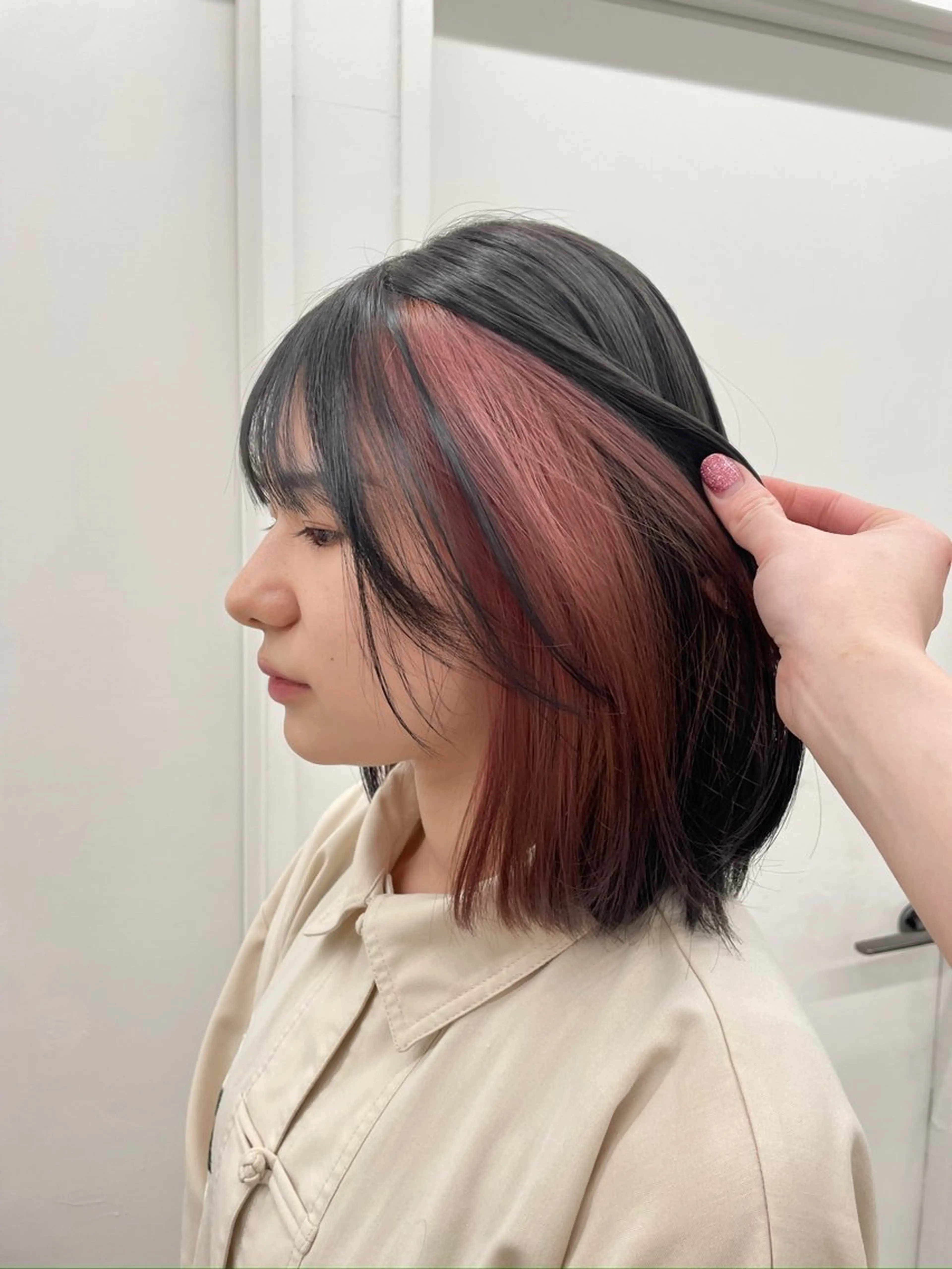 ショート 盛れる透明感カラー・ momokaのヘアスタイル