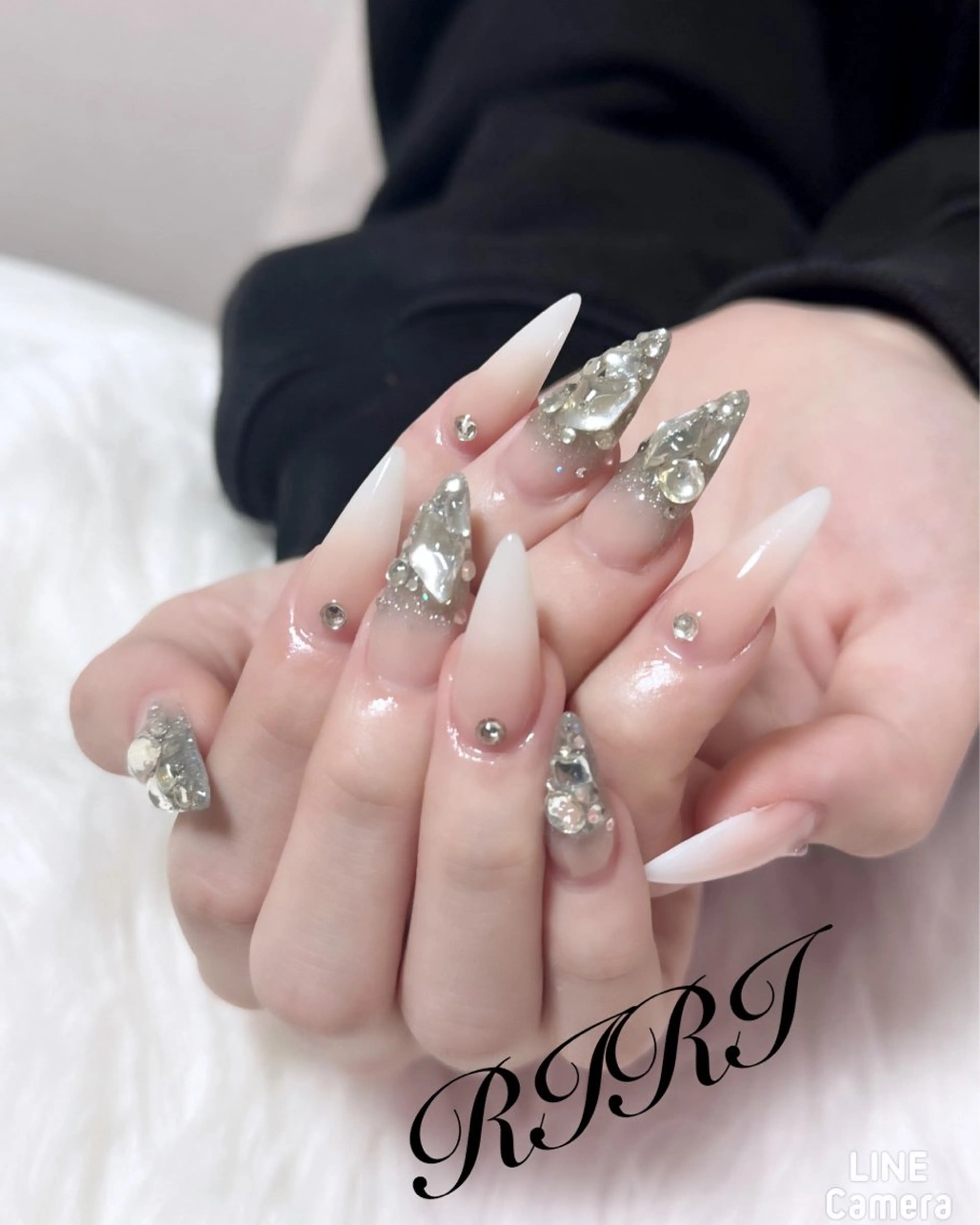 ネイル ジェルネイル ロングネイル スカルプネイル シンプルネイル 春ネイル ハンドネイル riri オーナーのネイルデザイン