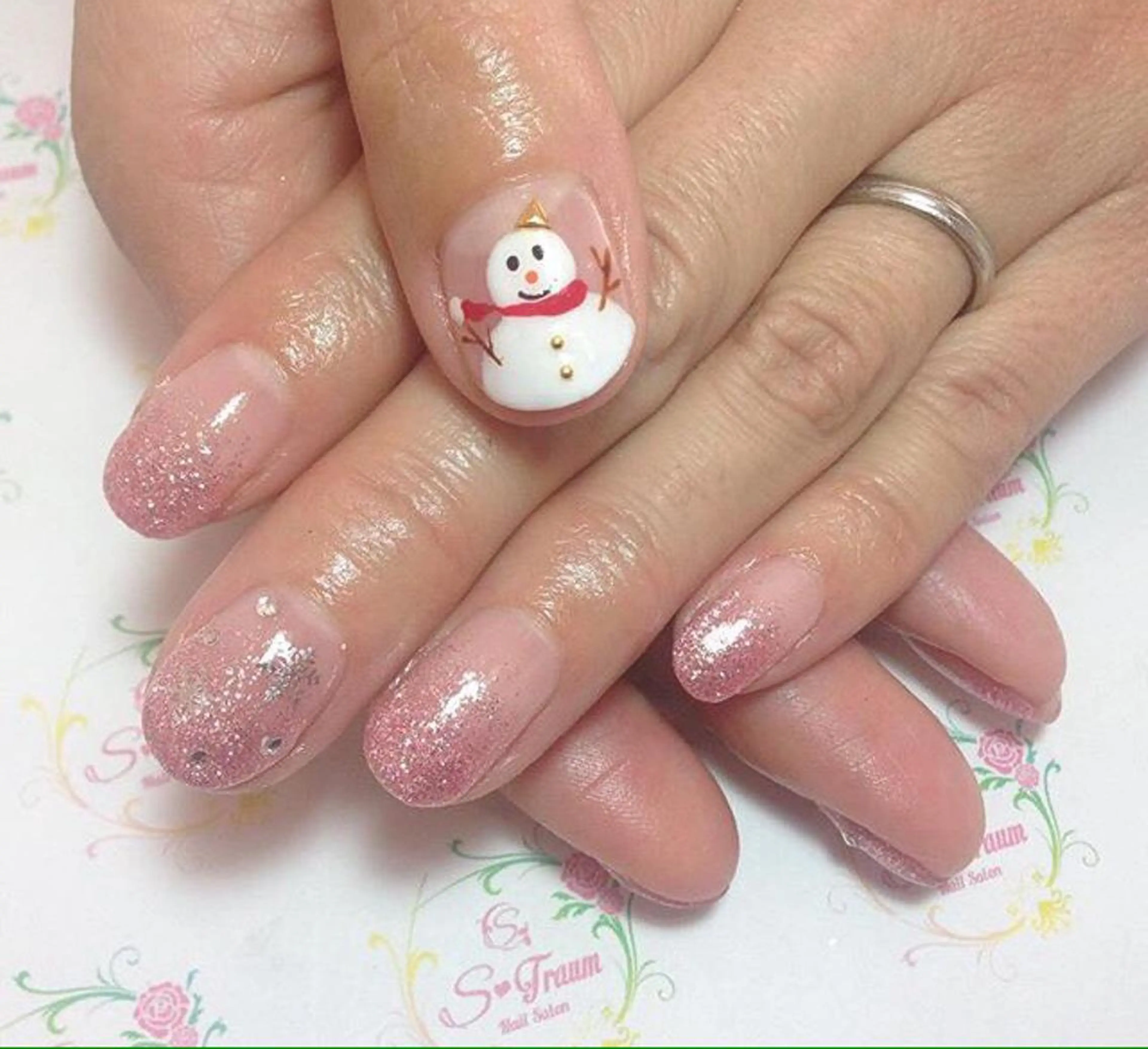 ネイル ラメ(グリッター) ラメグラデーション Nail Salon S-Traumのネイルデザイン
