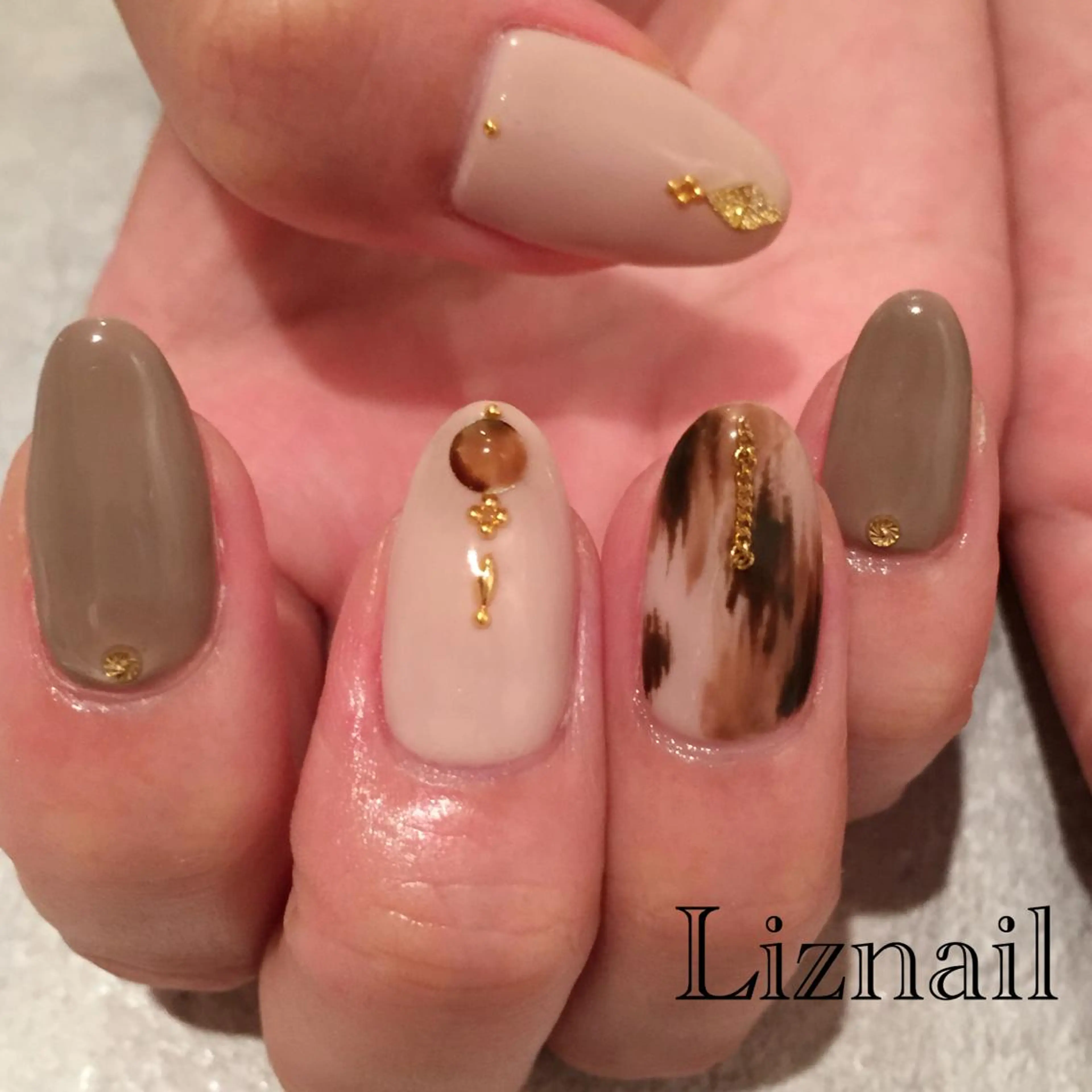 ネイル Rawr / saoriのネイルデザイン