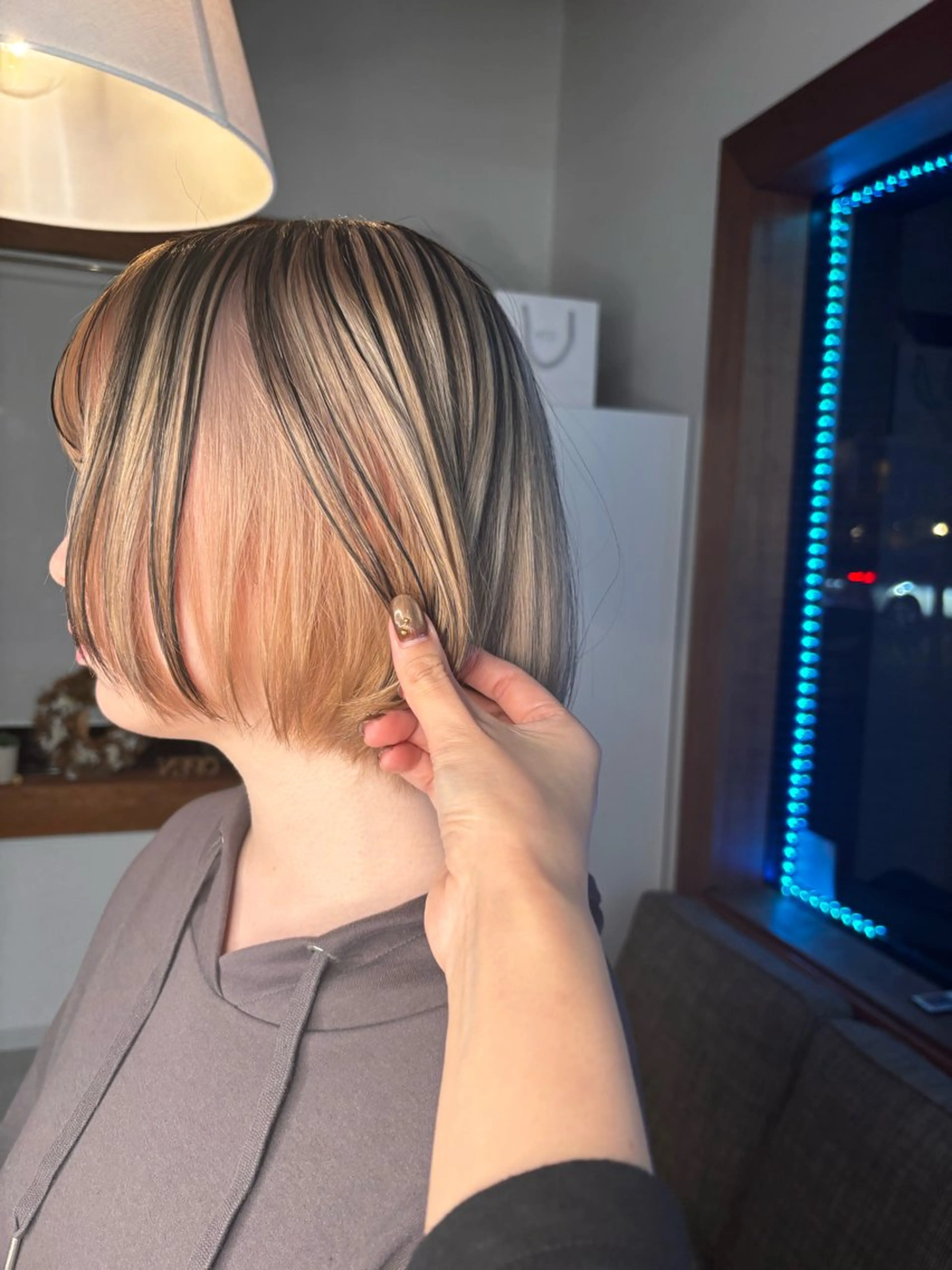 💘カット➕ブリーチ➕カラー➕トリートメント💇‍♀️🩵別途ロング料金有の写真