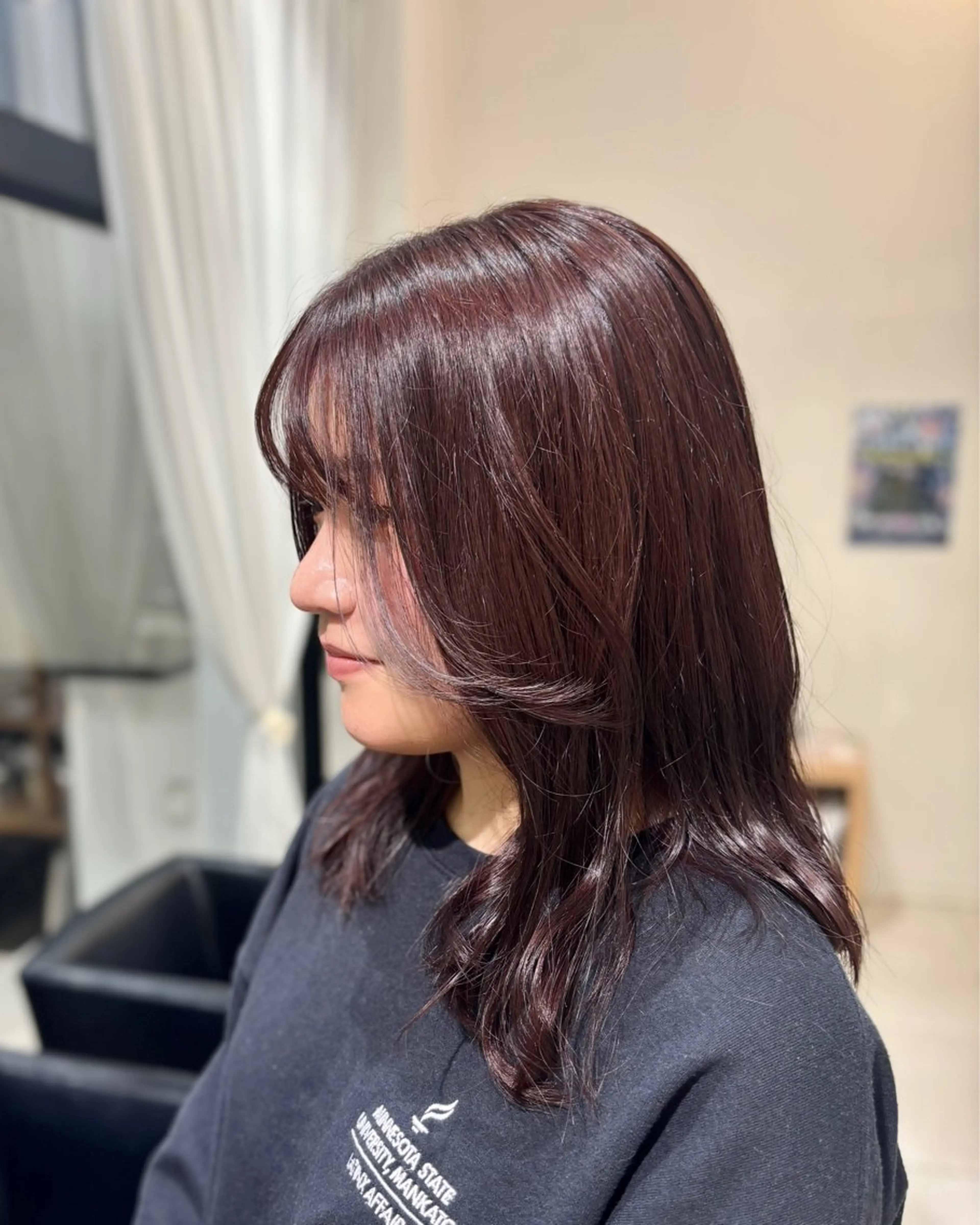 カラー SLASHスラッシュ 辻村  彩華のヘアスタイル