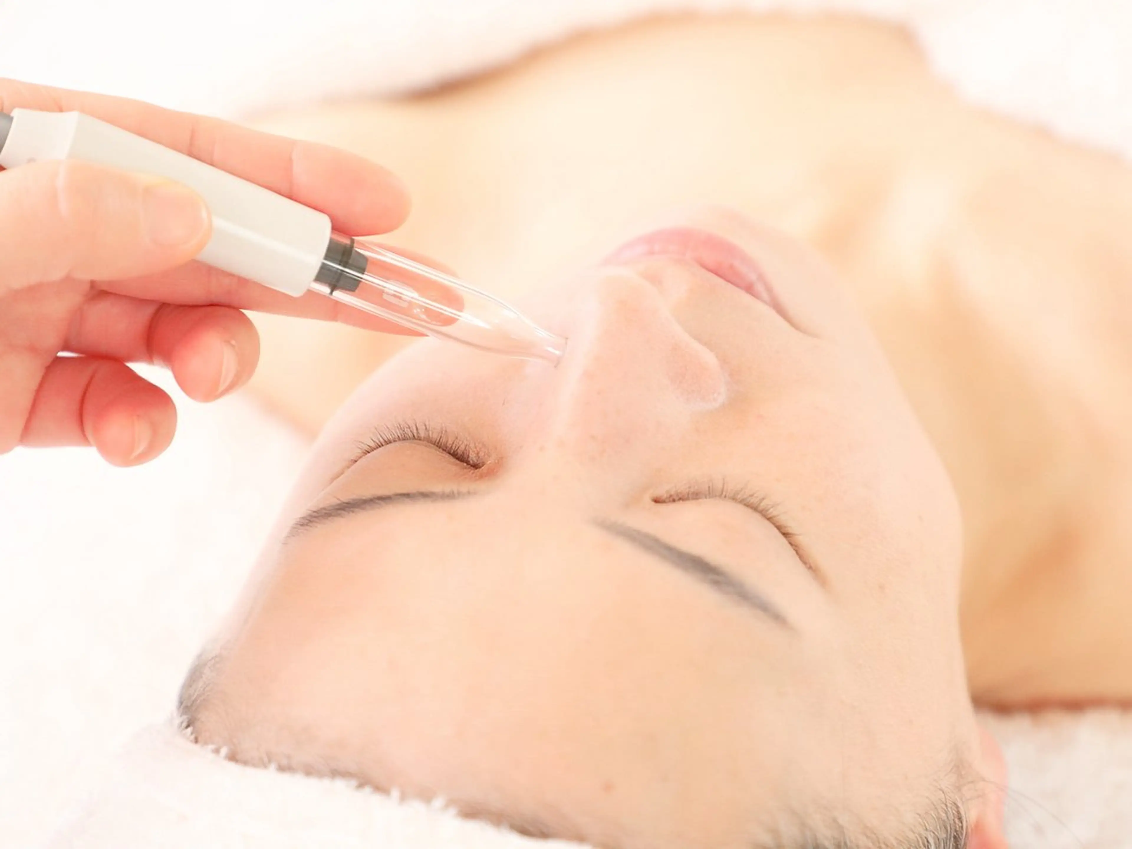 フェイシャル&デコルテマッサージ重視の美と癒しの70分💆‍♀️✨ ¥10450→¥4950の写真