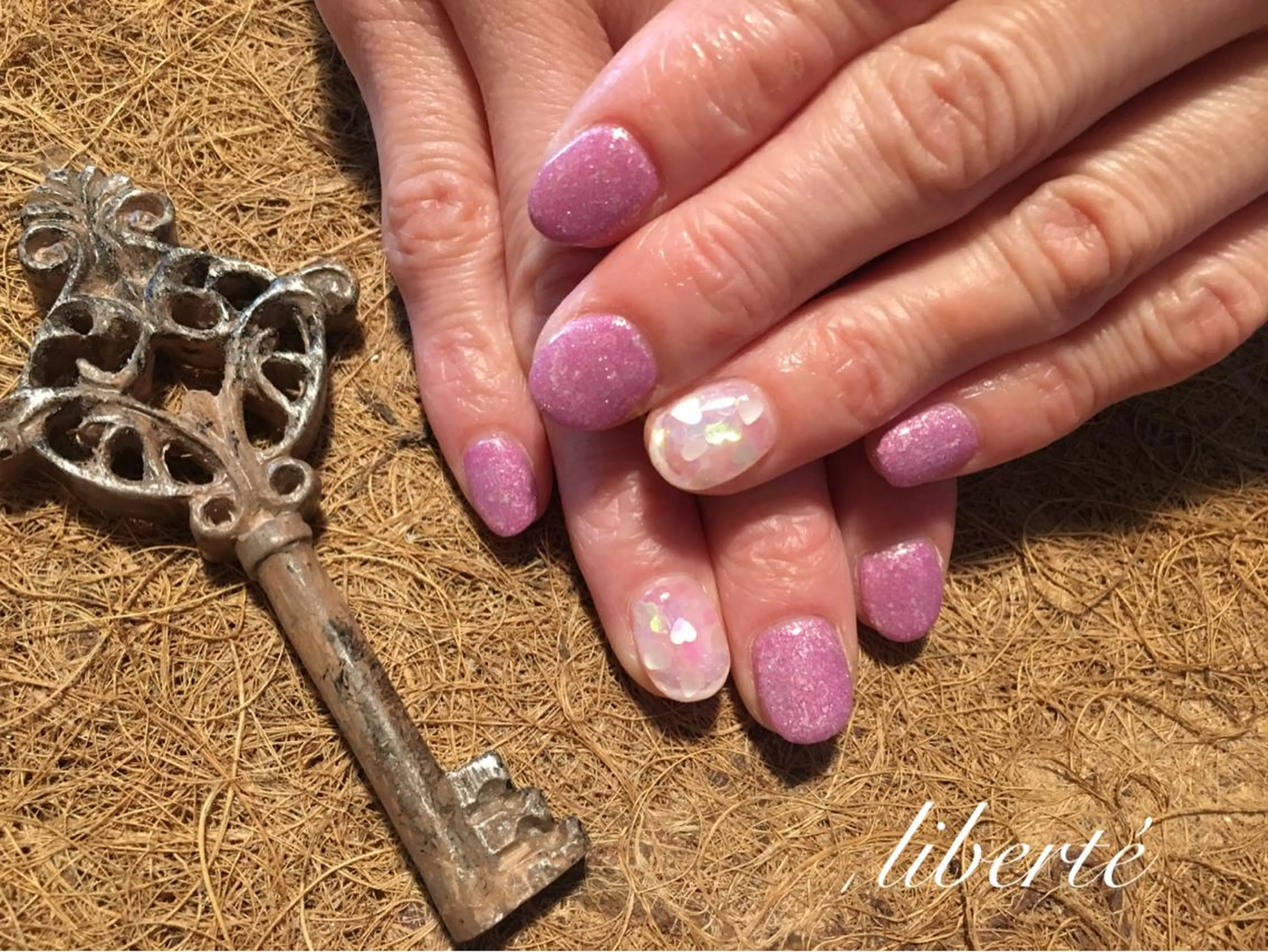 ネイル liberté (リベルテ)のネイルデザイン