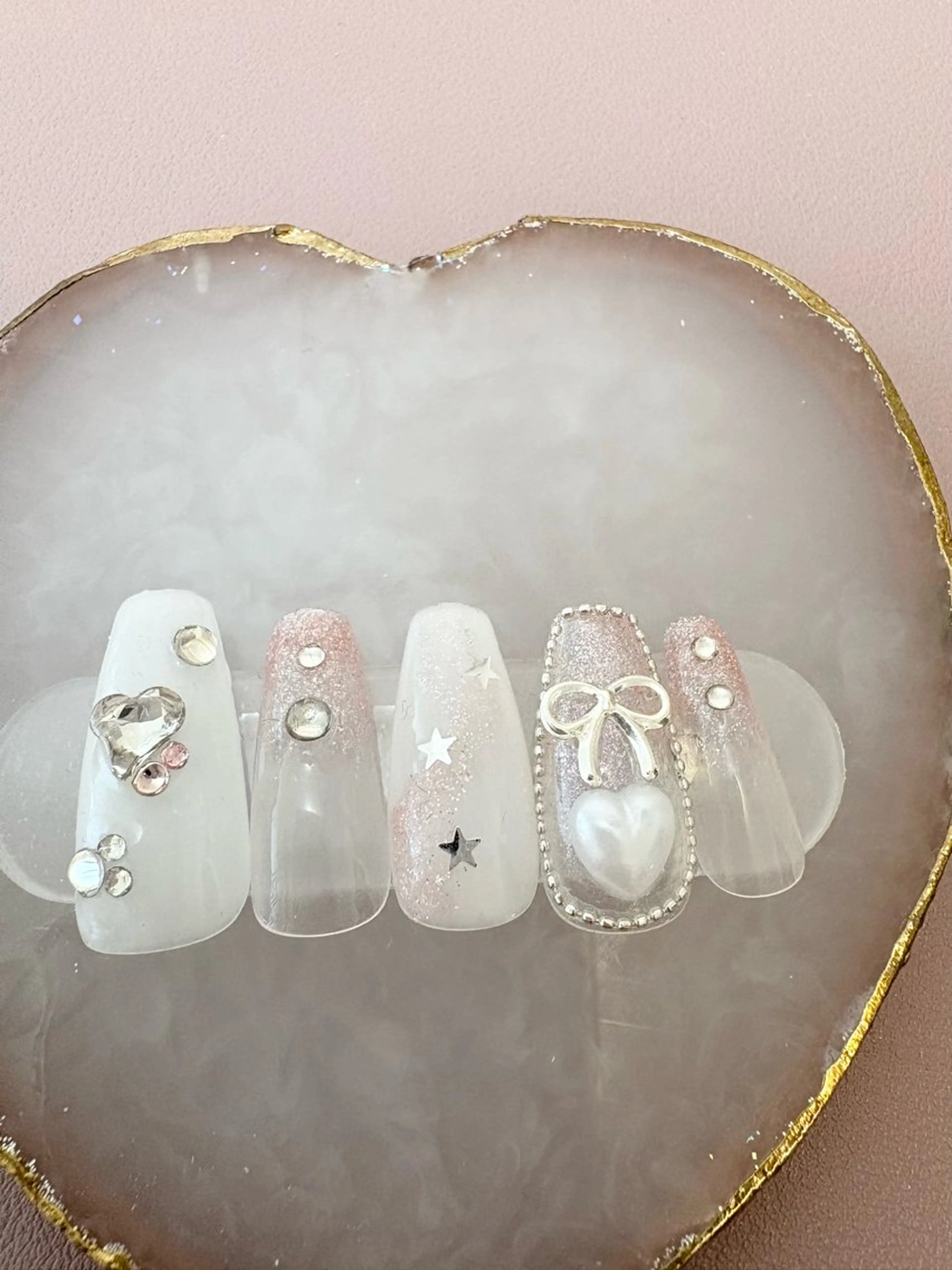 ネイル 長さ出し ハート 韓国ネイル ピンク リボン ハンドネイル ✨韓国✨nail salonLumieのネイルデザイン