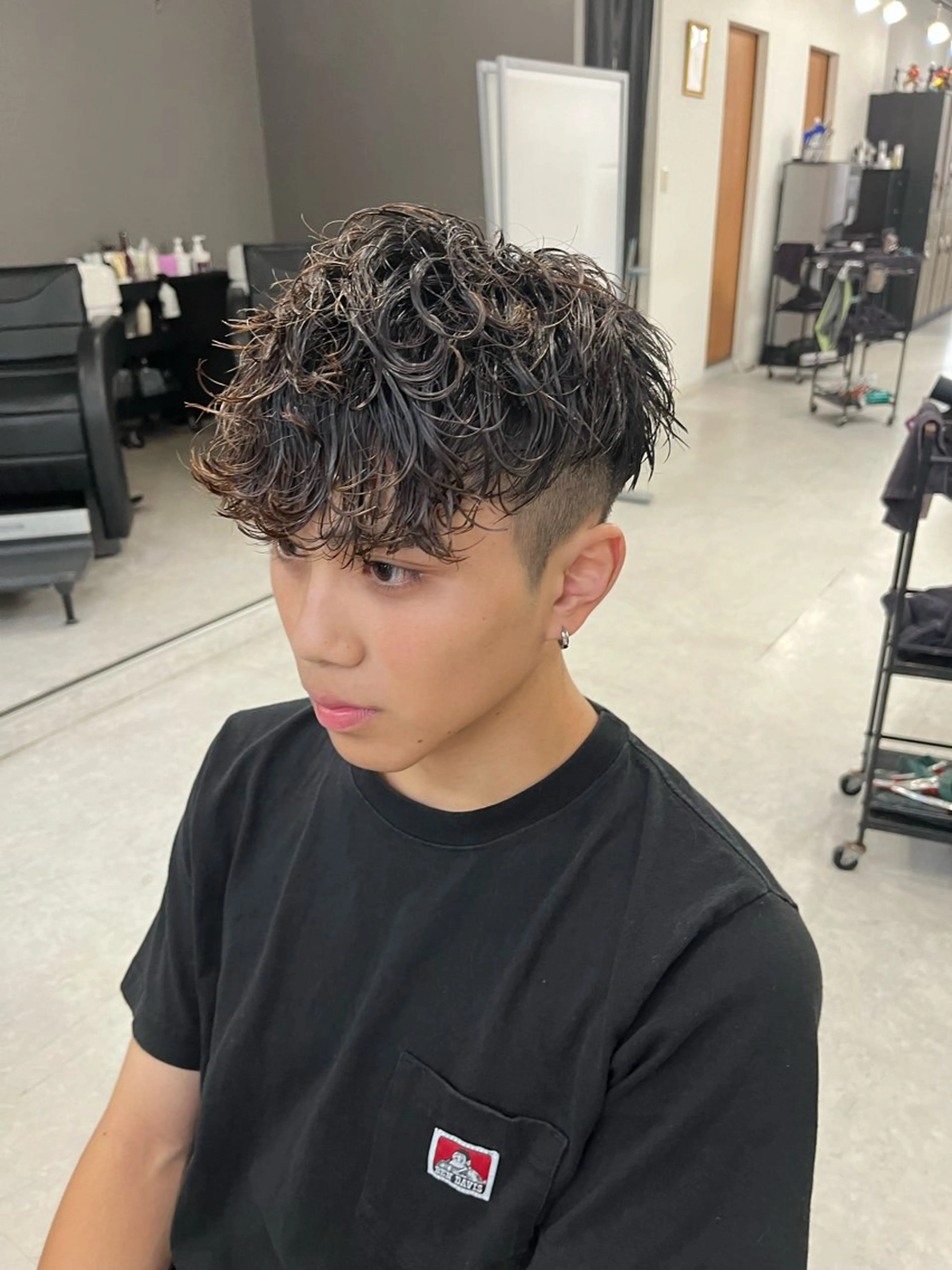 ショート メンズ メンズパーマ スペインカール メンズ特化/パーマ /フェード/洋輔のヘアスタイル