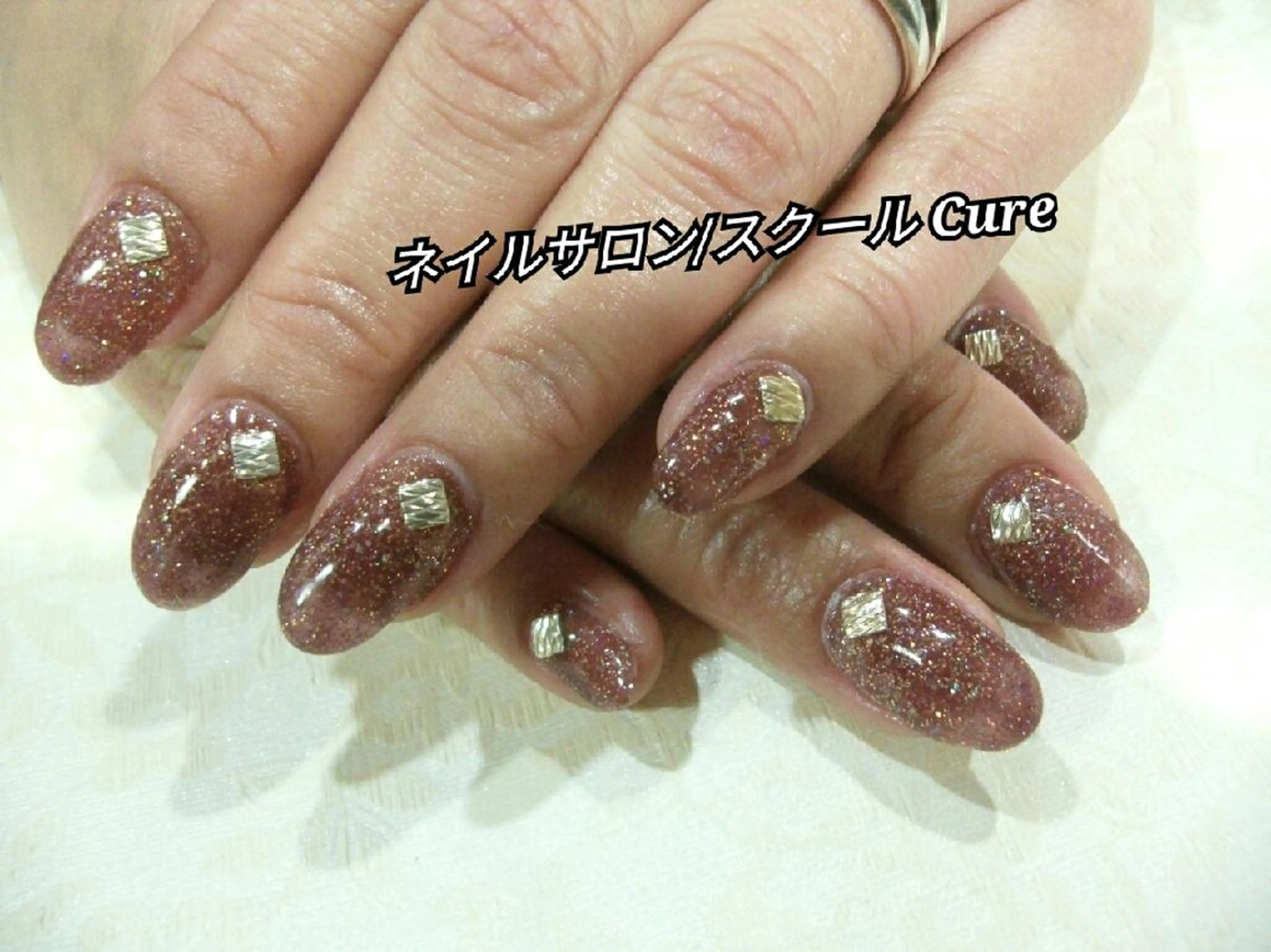 ミディアム ネイル ネイルサロン Cureのネイルデザイン