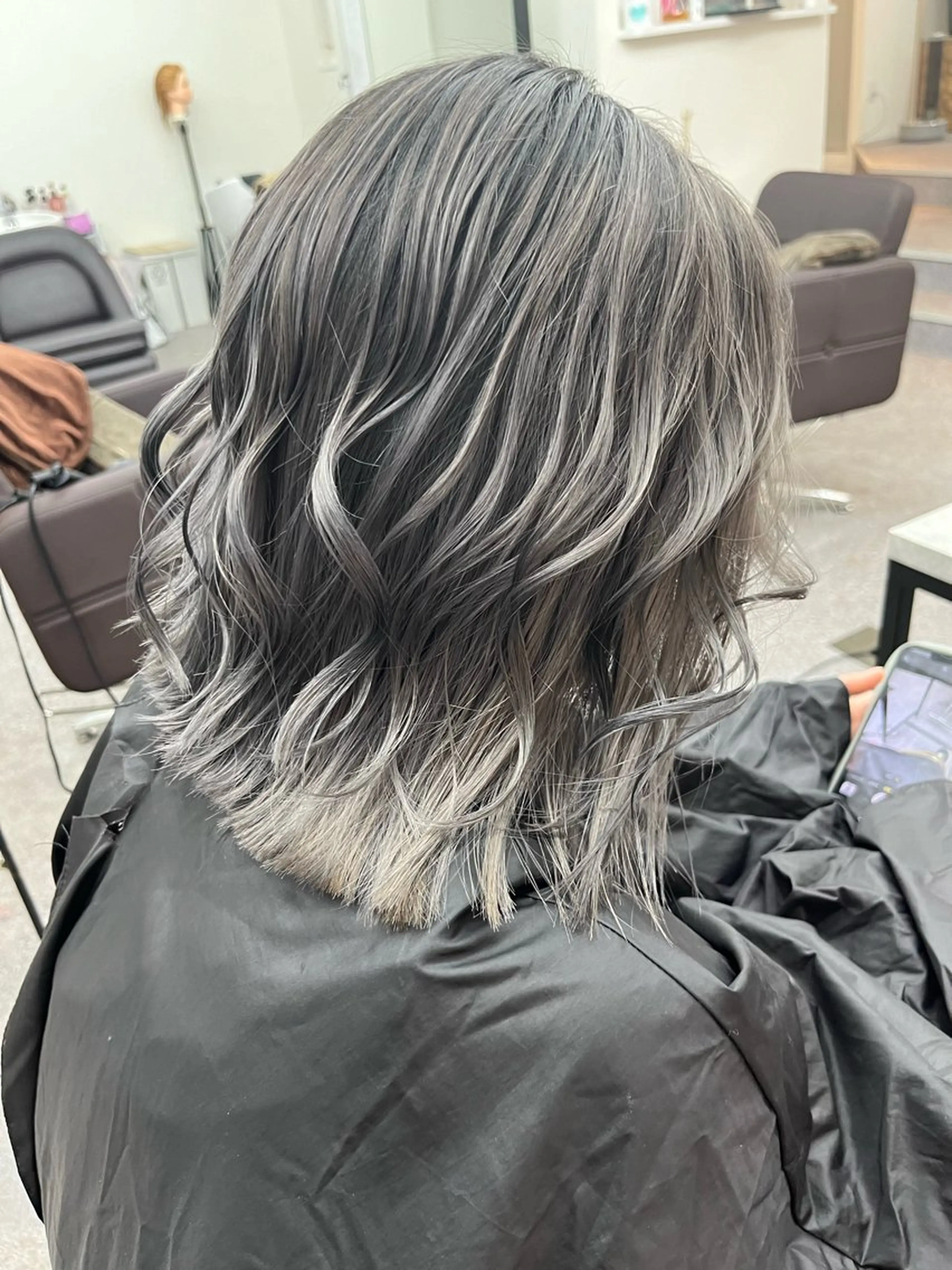 ロング ヘアカラー トリートメント 髪質改善・ハイトーン 🌈SENAのヘアスタイル