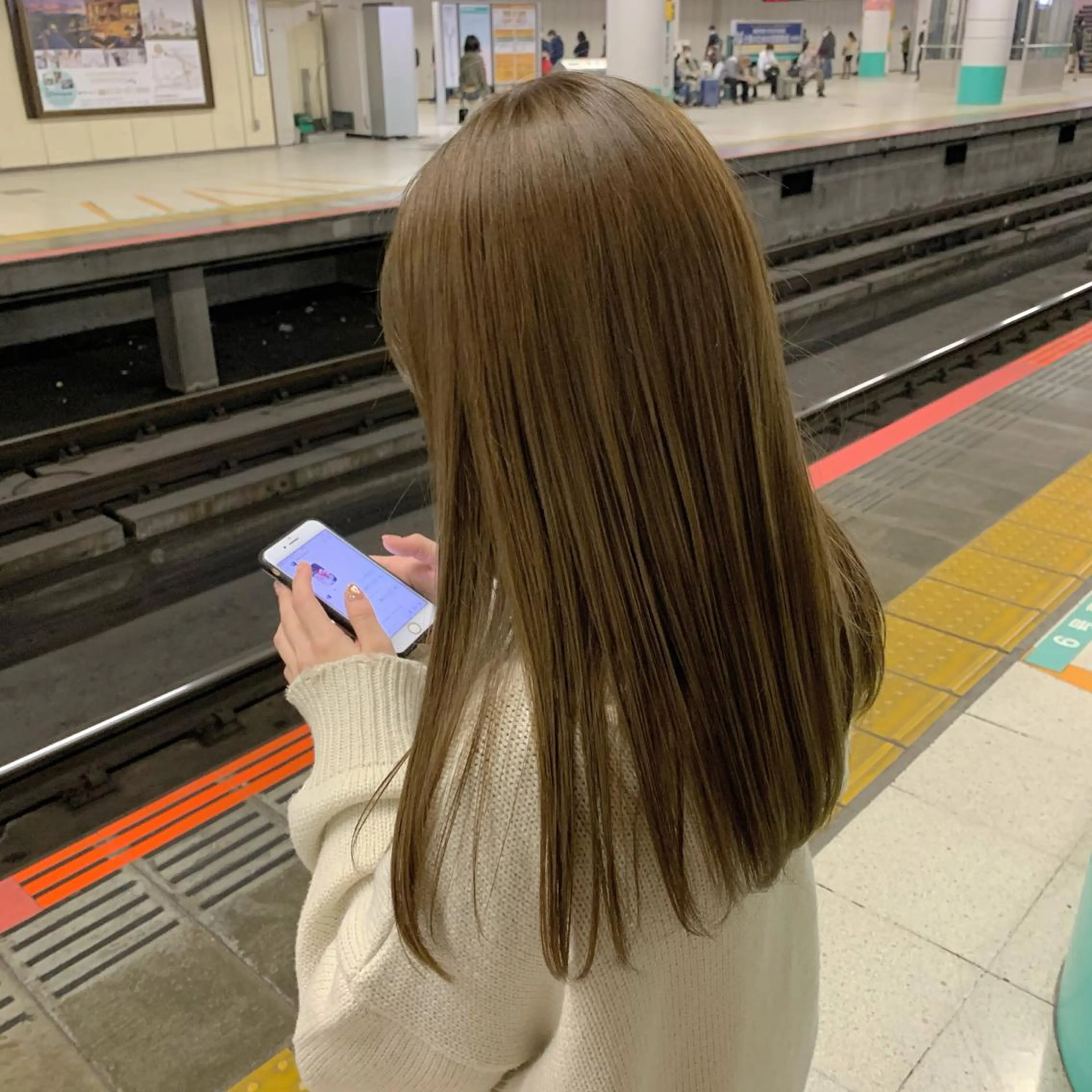 ロング カラー 【完全個室】髪質改善 暖色カラー/山崎唯奈のヘアスタイル