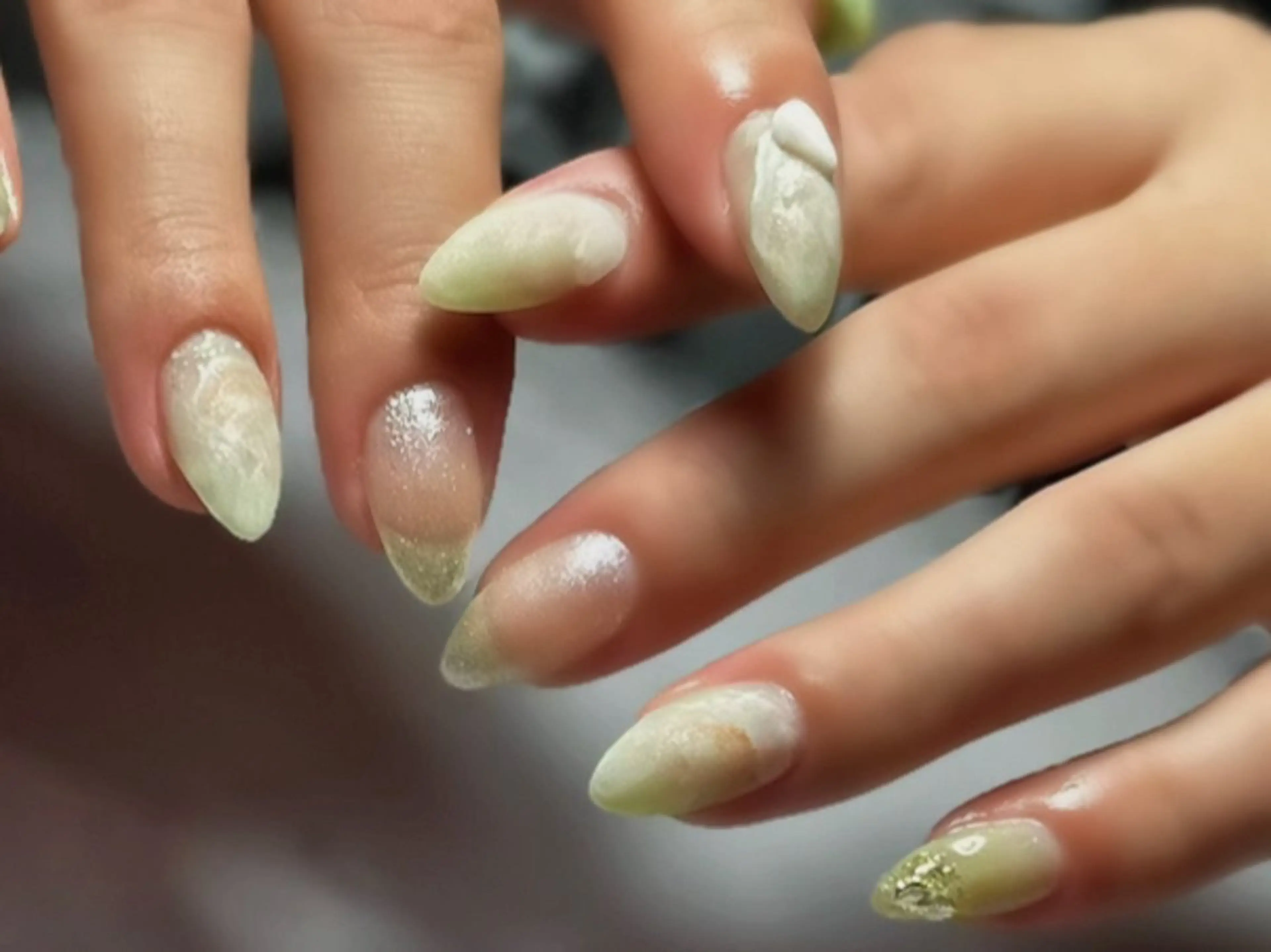 ネイル 新山 聖のネイルデザイン