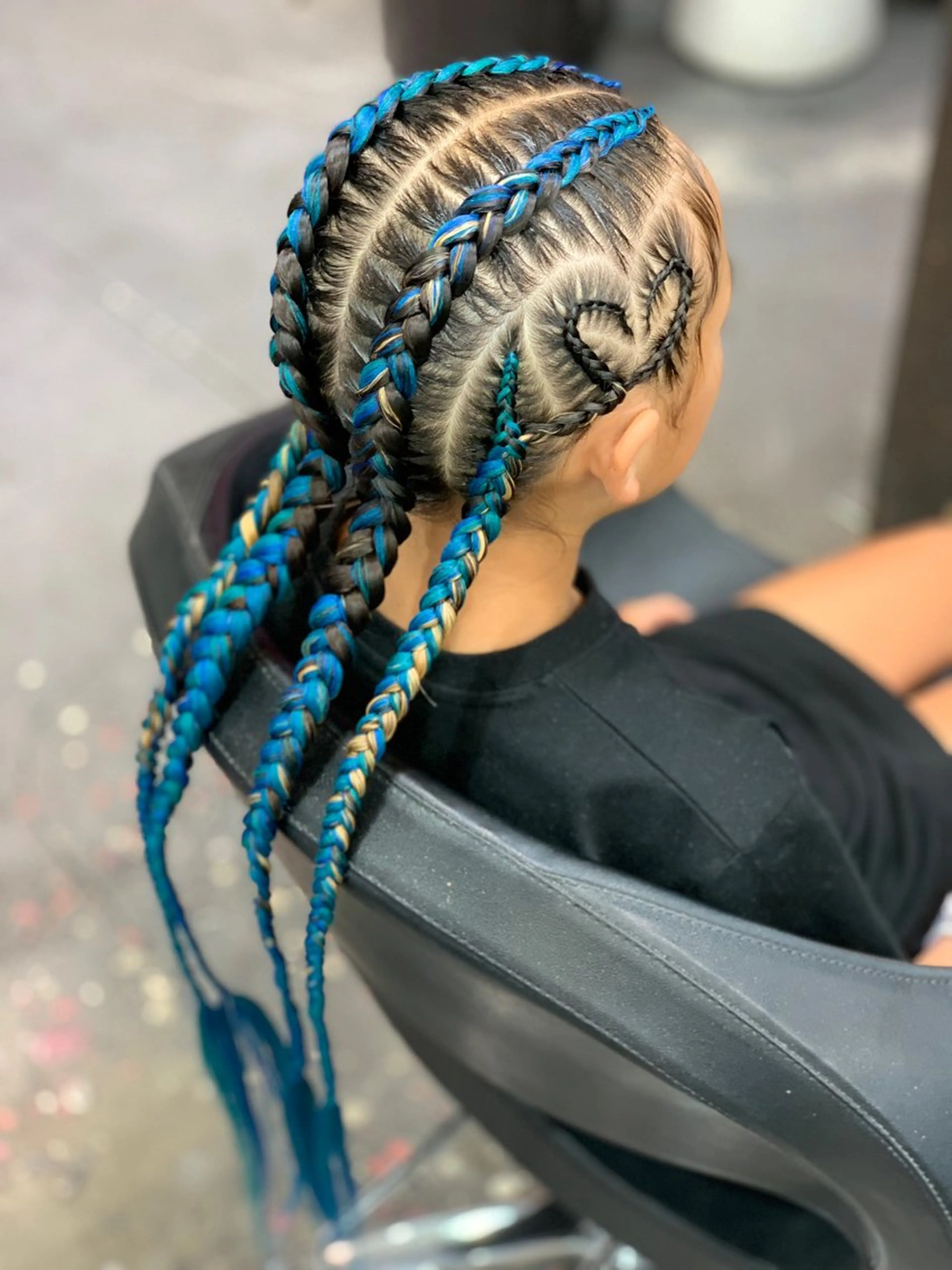 【全頭コーンロウ4本】キッズ価格の写真