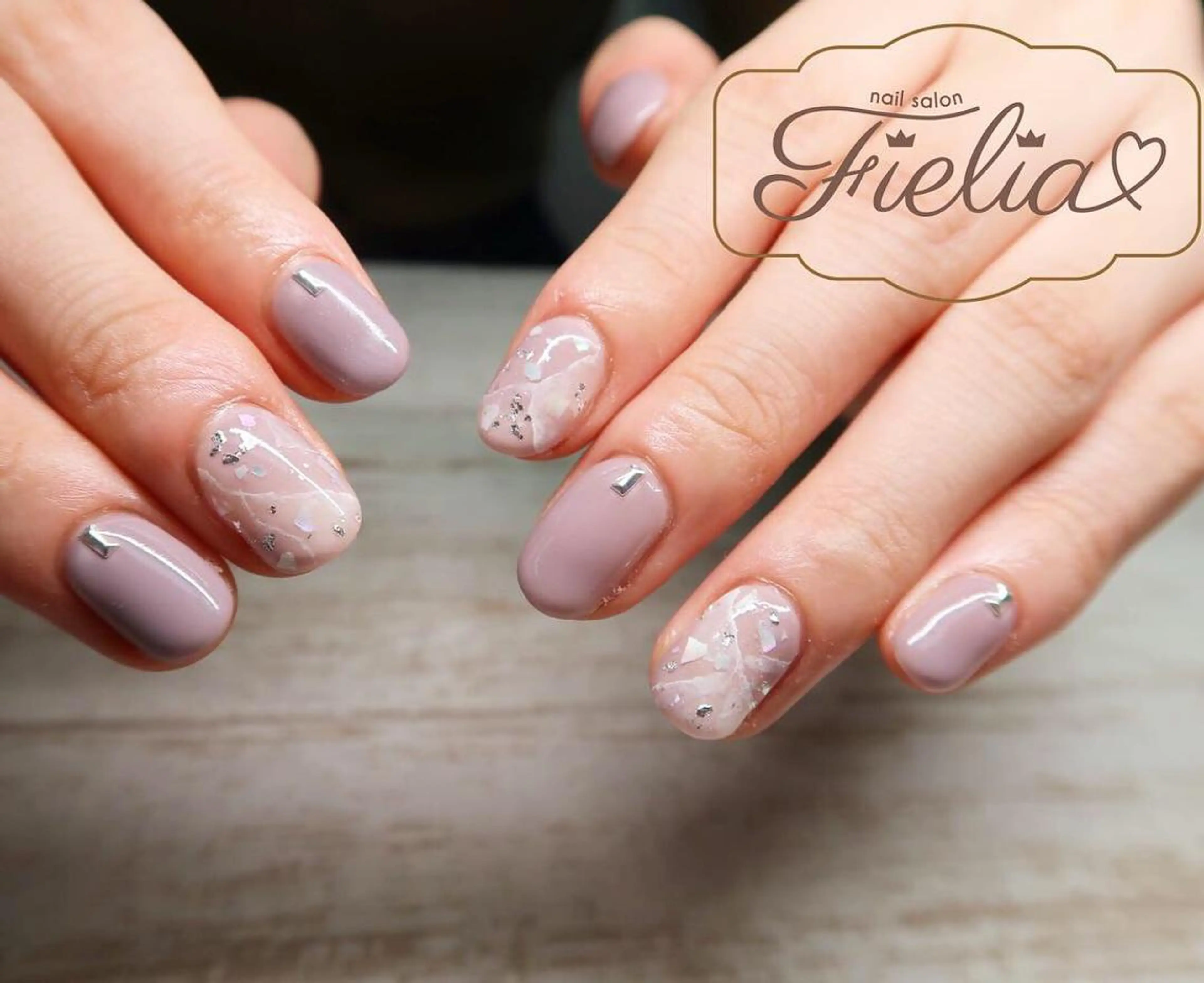 ネイル ハンドネイル Fielia momoのネイルデザイン