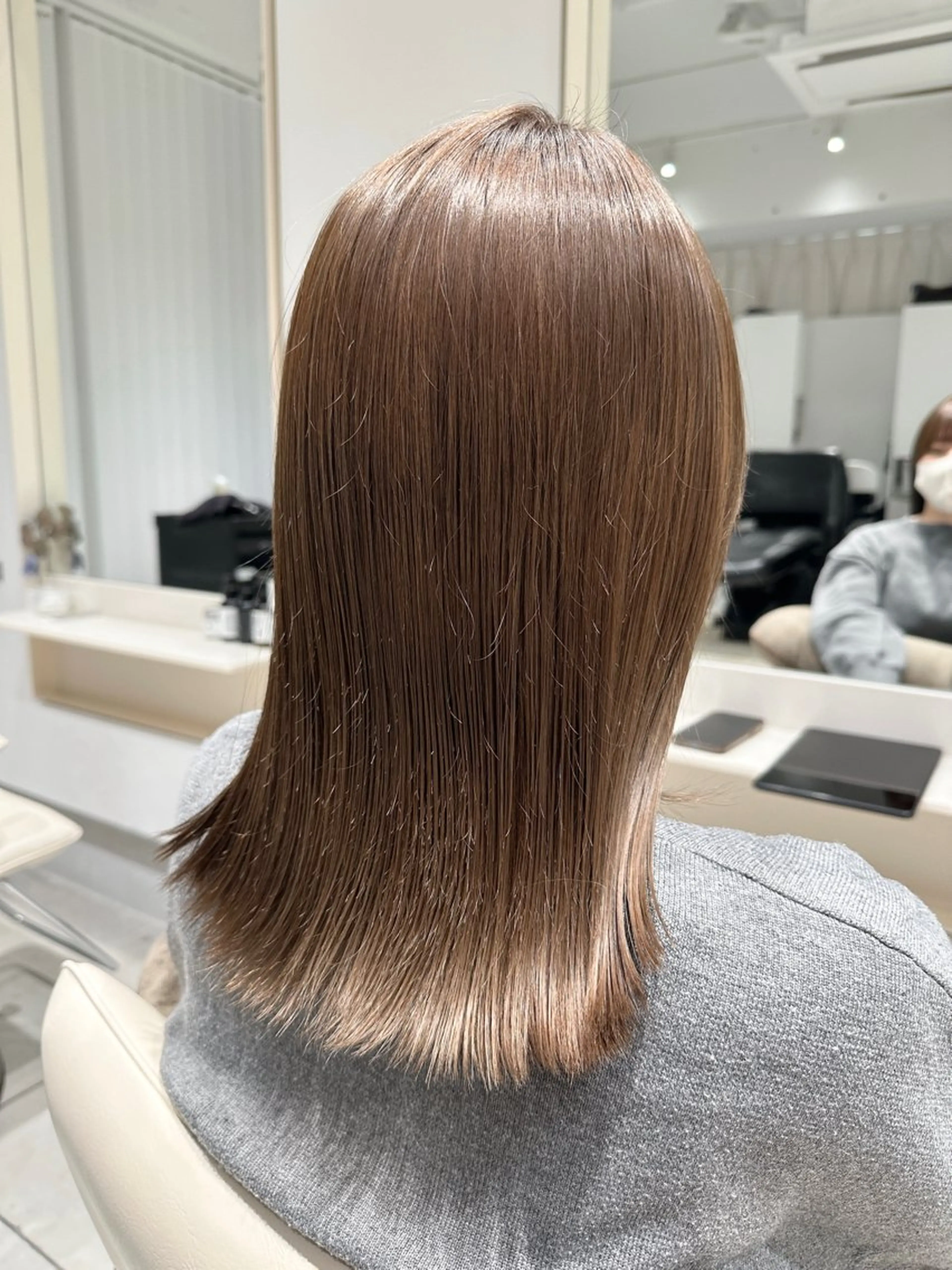 カラー ヘアカラー トリートメント ヘッドスパ ヘアセット 短めショートカット カットモデルのヘアスタイル