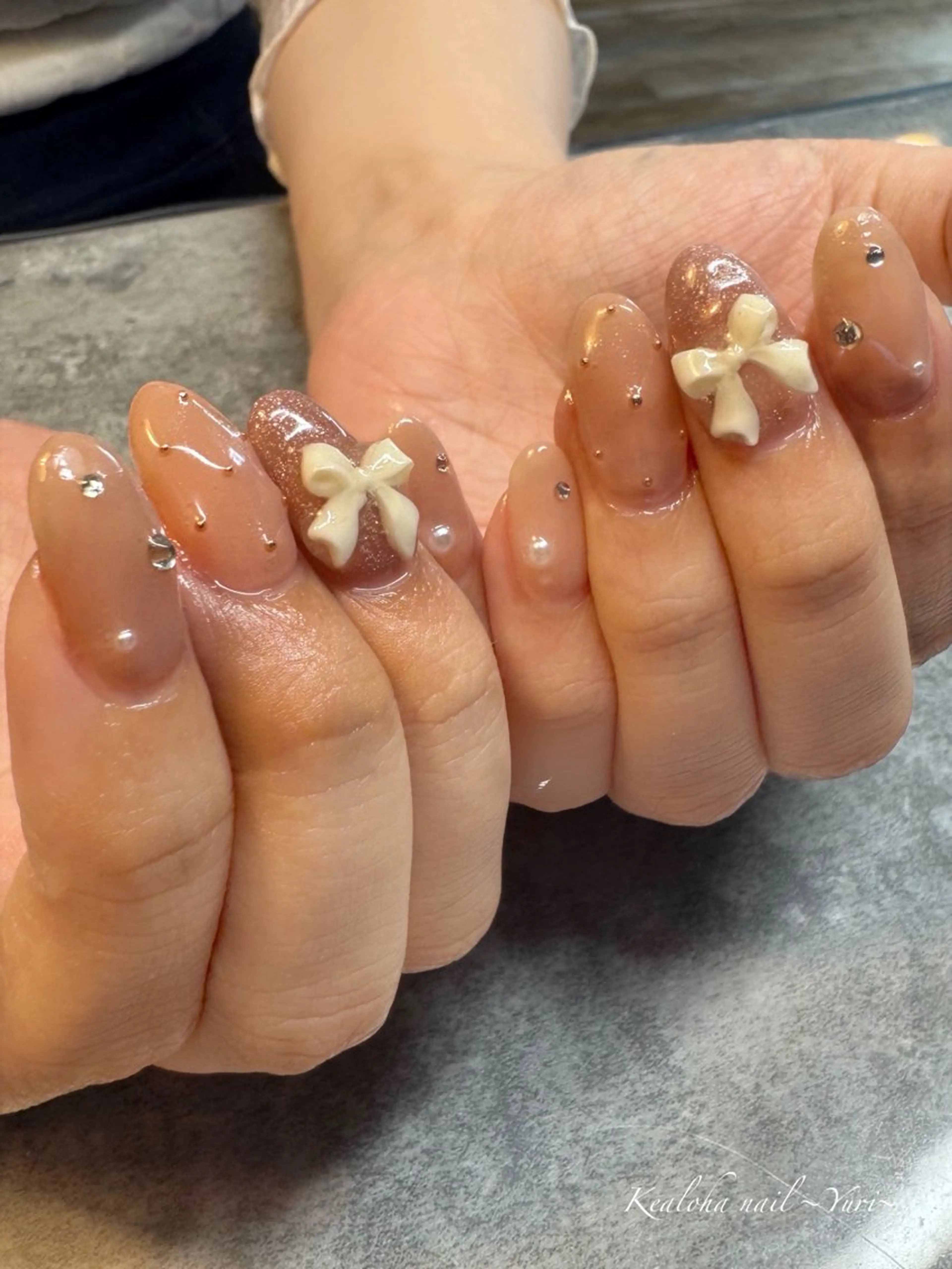 ネイル アートネイル 持ち込み リボン 西村 ゆりのネイルデザイン