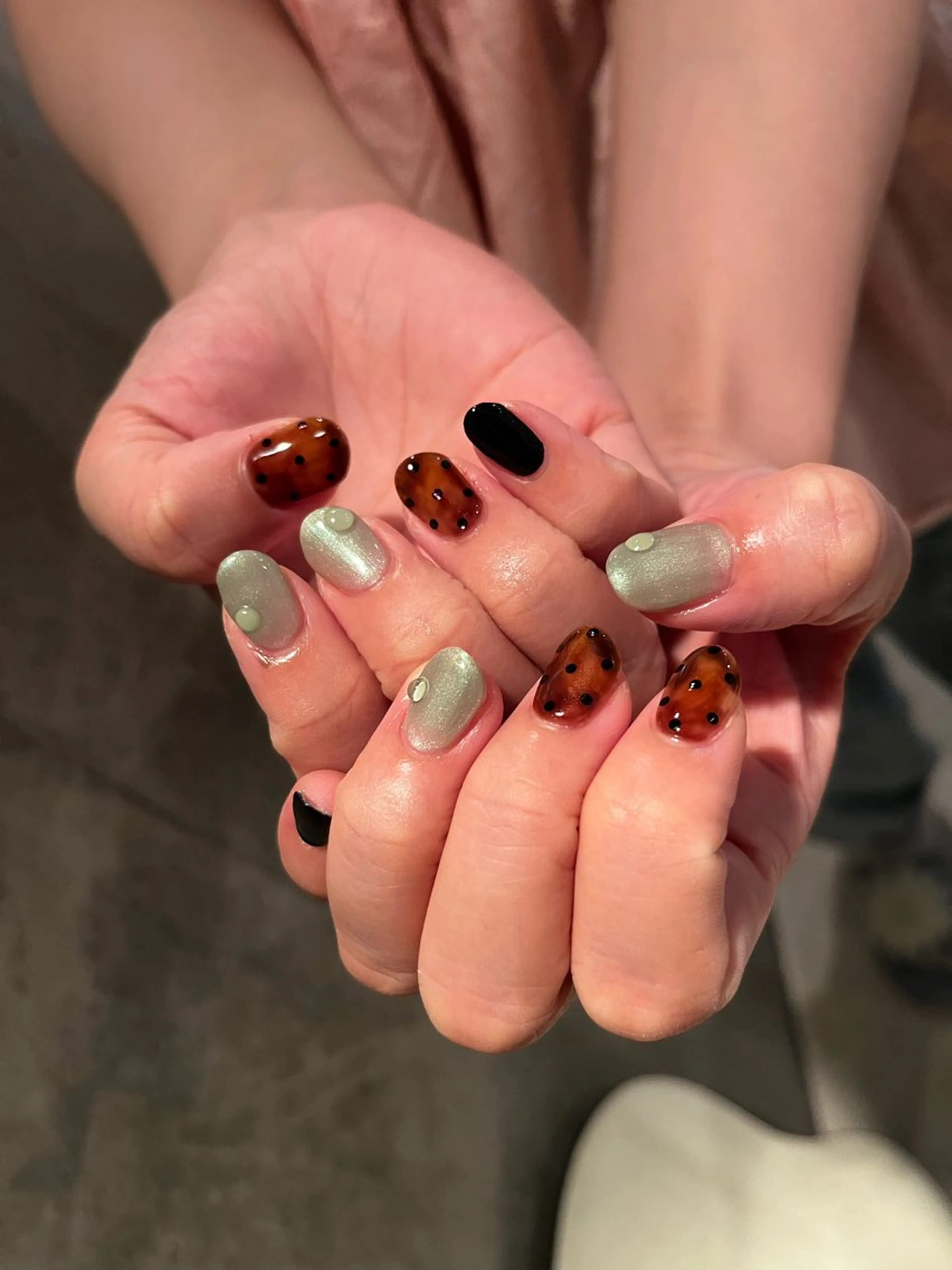 ネイル ブラウン ハンドネイル DariL Ayaのネイルデザイン