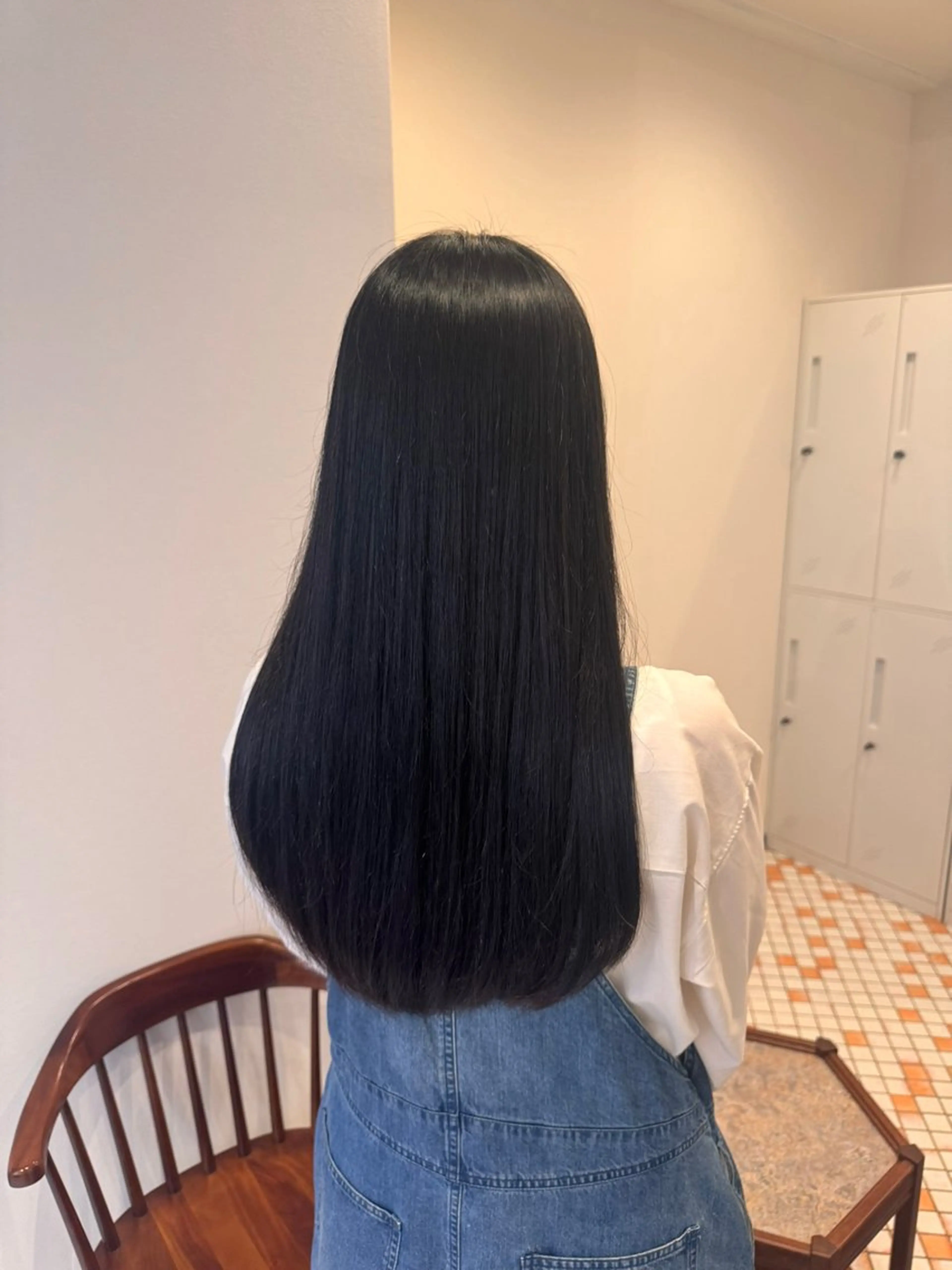 ロング 髪質改善 トリートメント カット 縮毛矯正 岩城 由佳のヘアスタイル