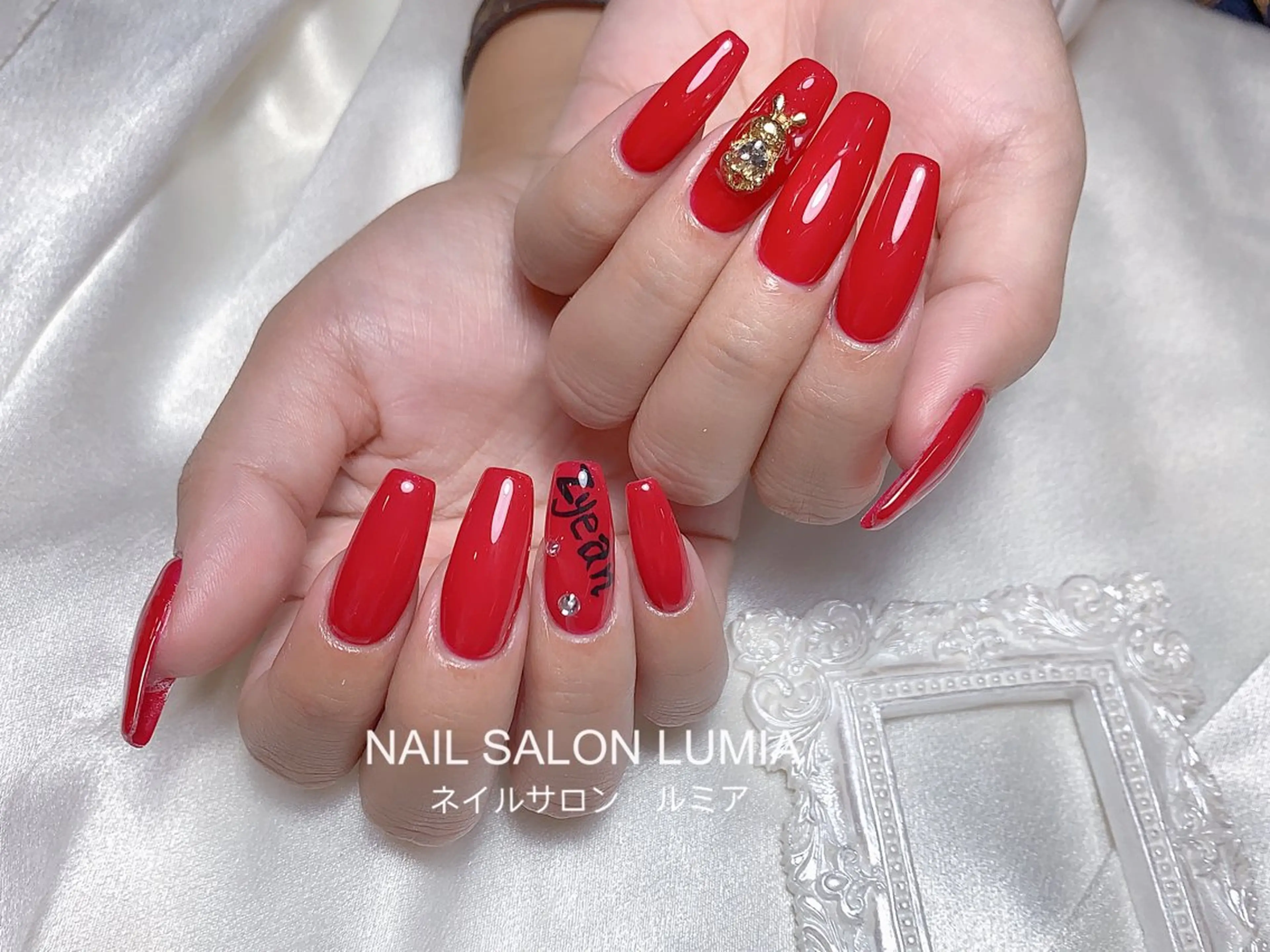 ネイル ハンドネイル ネイルサロン ルミア Lumia 店長のネイルデザイン
