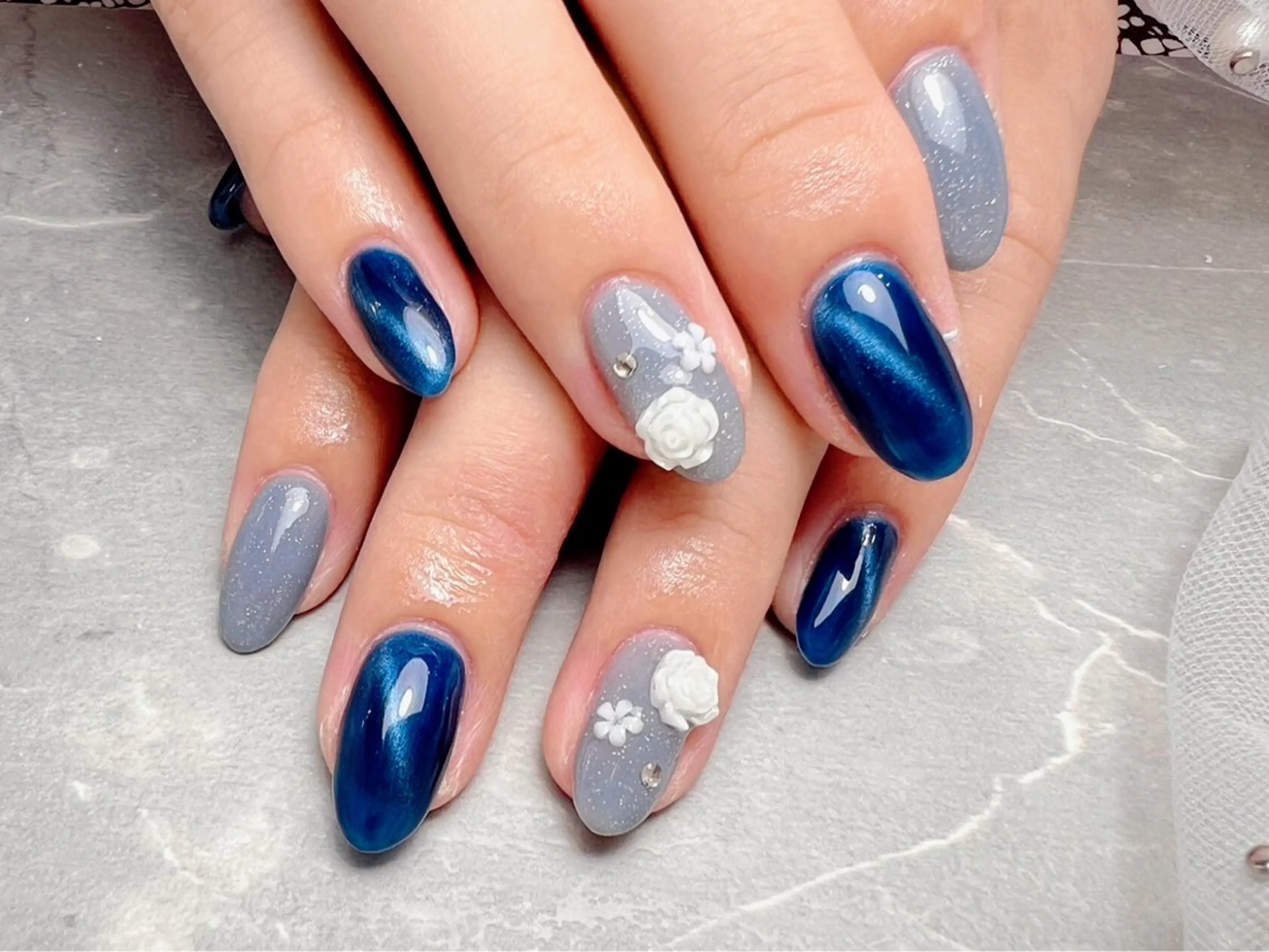 ネイル ハンドネイル マジック ミラーのネイルデザイン