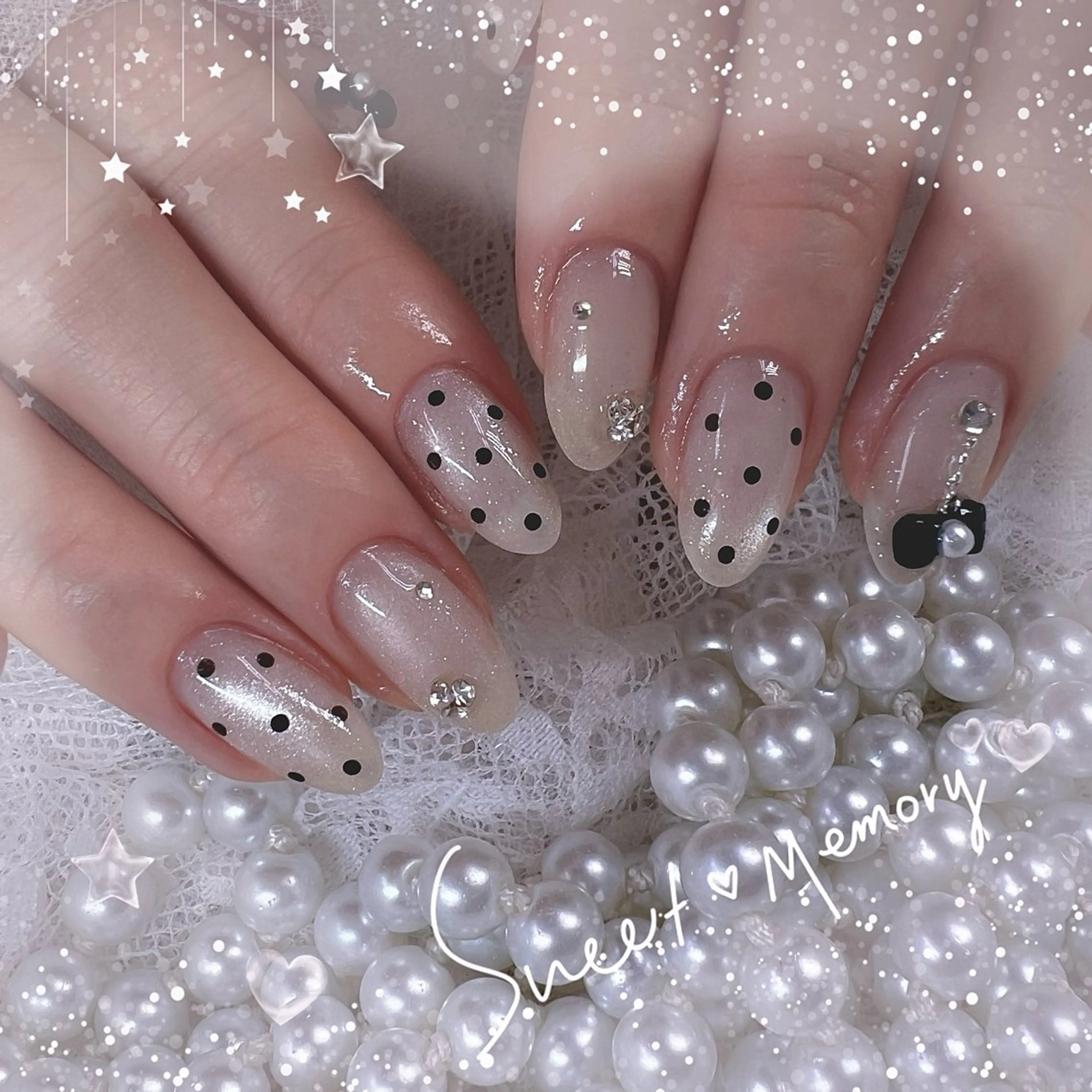 ネイル チークネイル フレンチネイル ガーリー ガラスフレンチ グラデーション ハンドネイル ハンドケア Chill Nailsalonのネイルデザイン