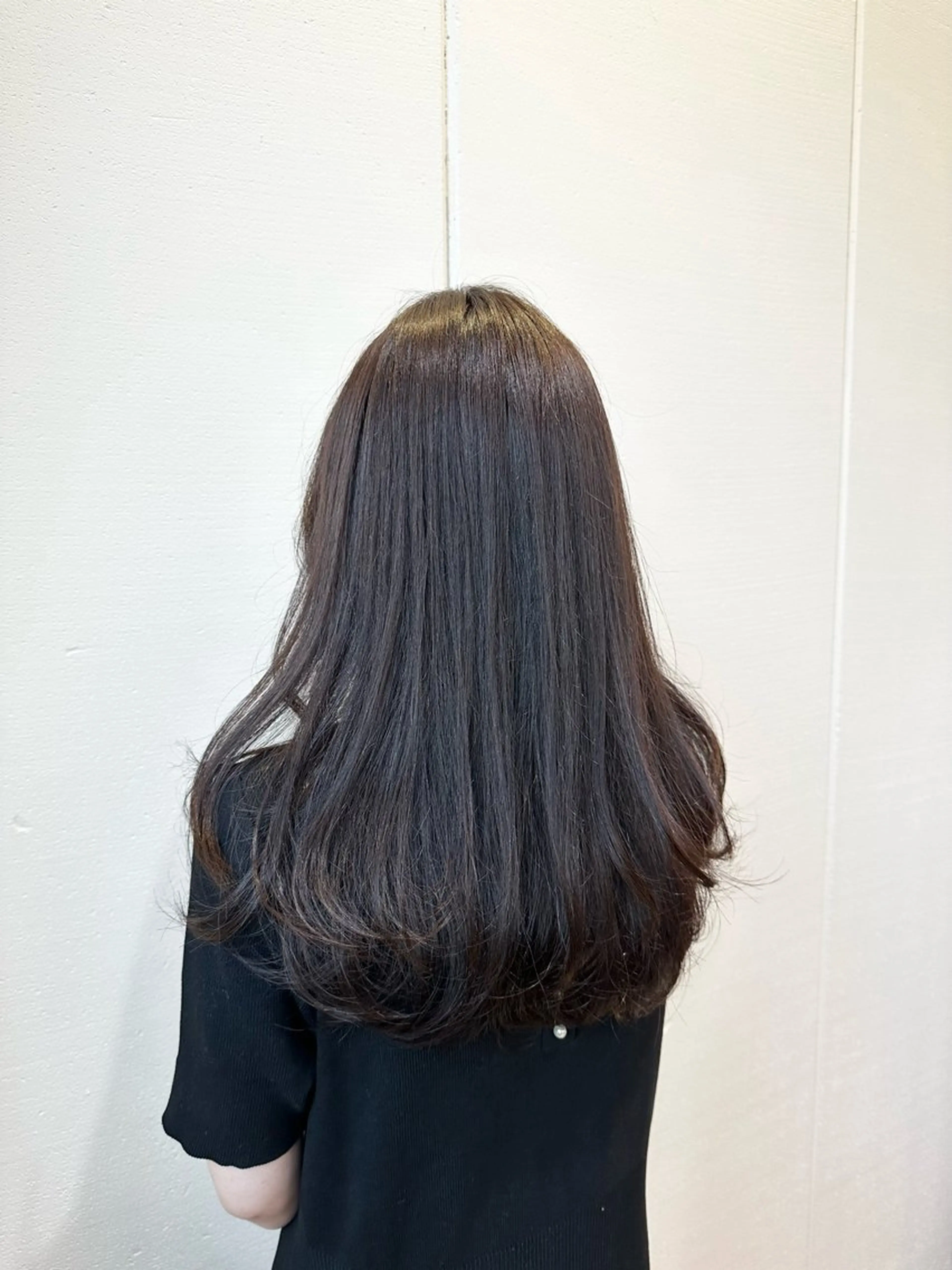 ロング カラー アッシュ Lantana 未南海のヘアスタイル