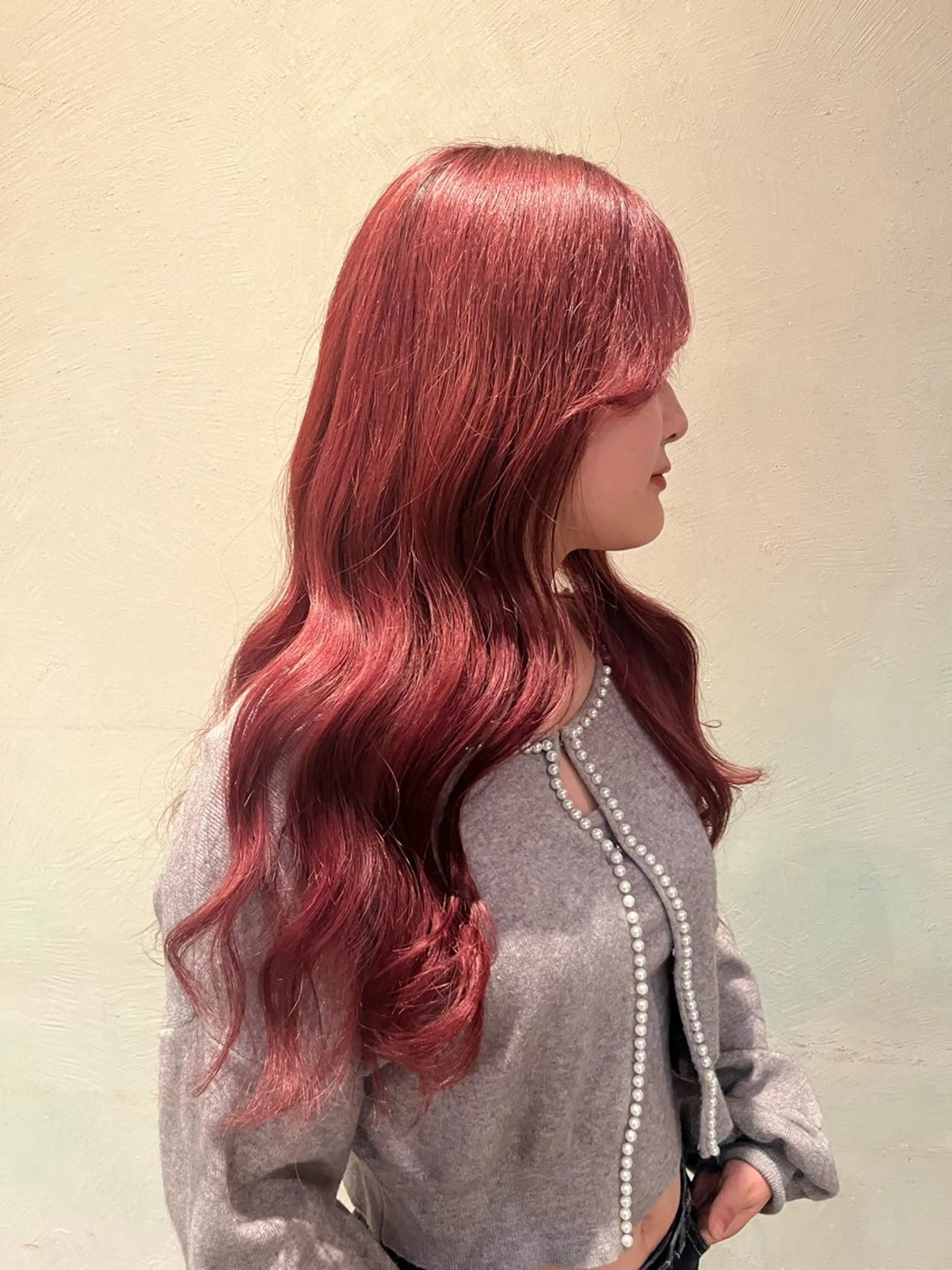 ロング 愛瑠奈 erunaのヘアスタイル