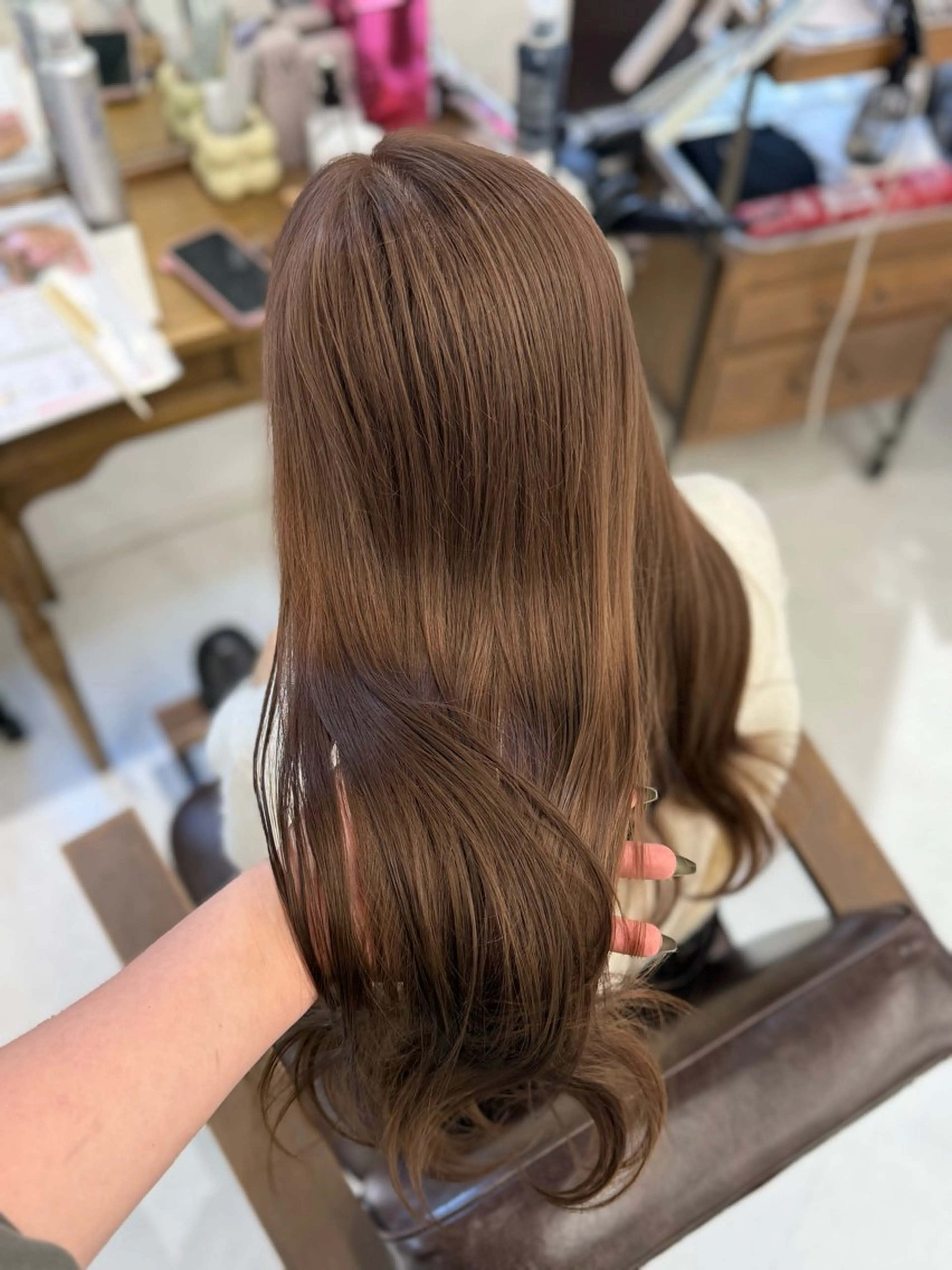 ロング ヘアカラー 曽根 玲奈のヘアスタイル
