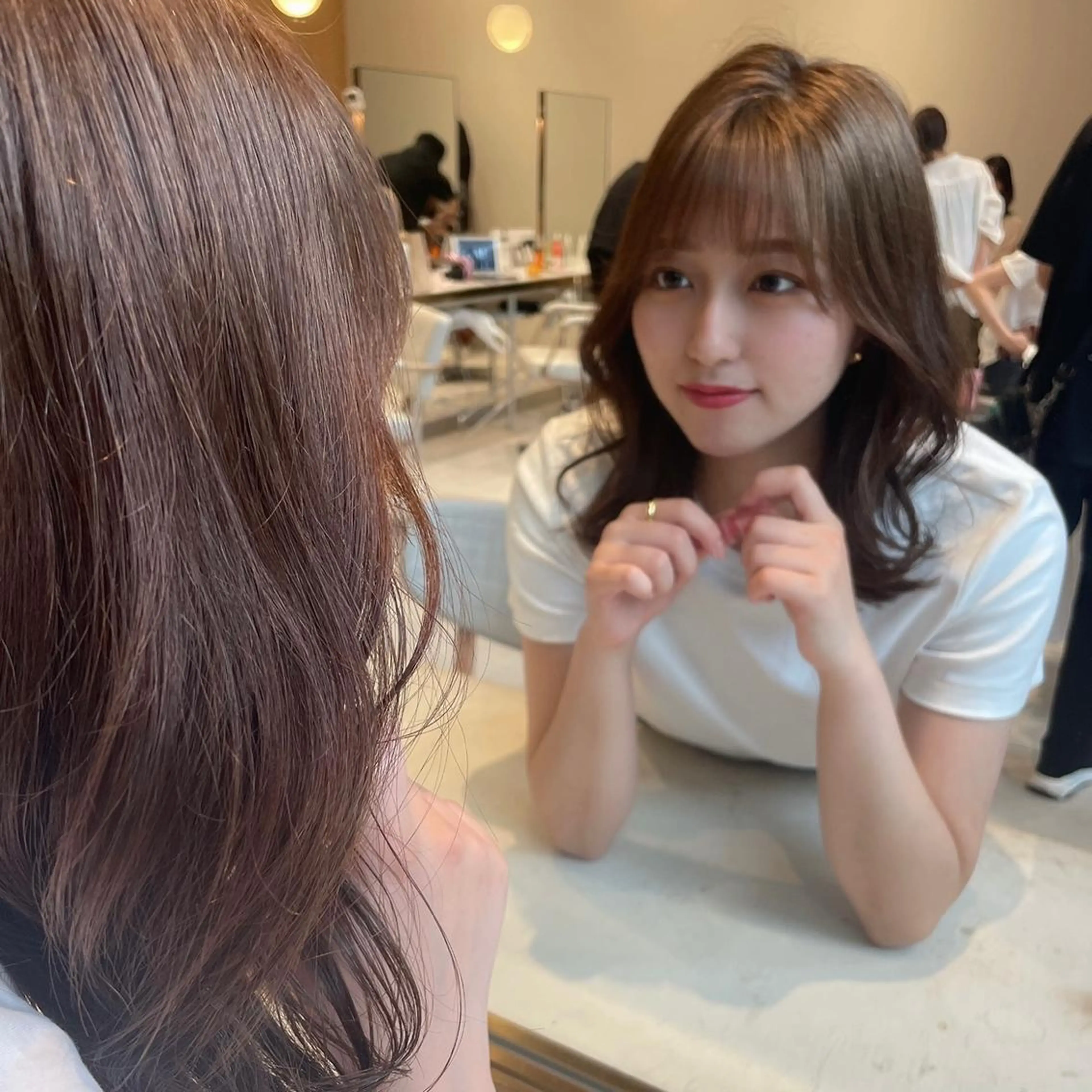 ミディアム Toiro所属・🤎小顔レイヤー /ベージュ🤎友香のヘアスタイル