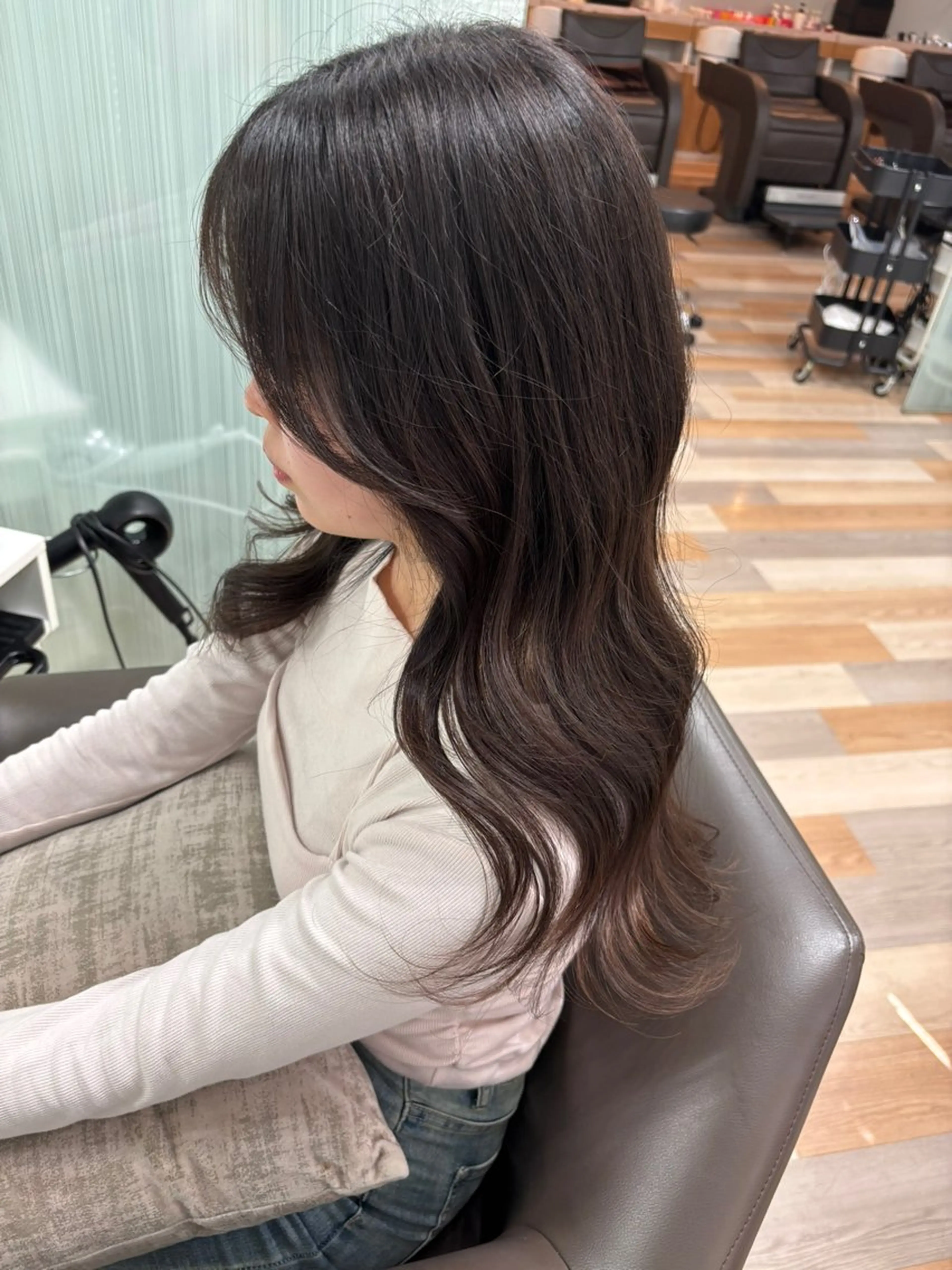 ロング 顔周りカット レイヤーカット カット ヘアカラー 韓国/顔周りカット /キム チョウヒのヘアスタイル