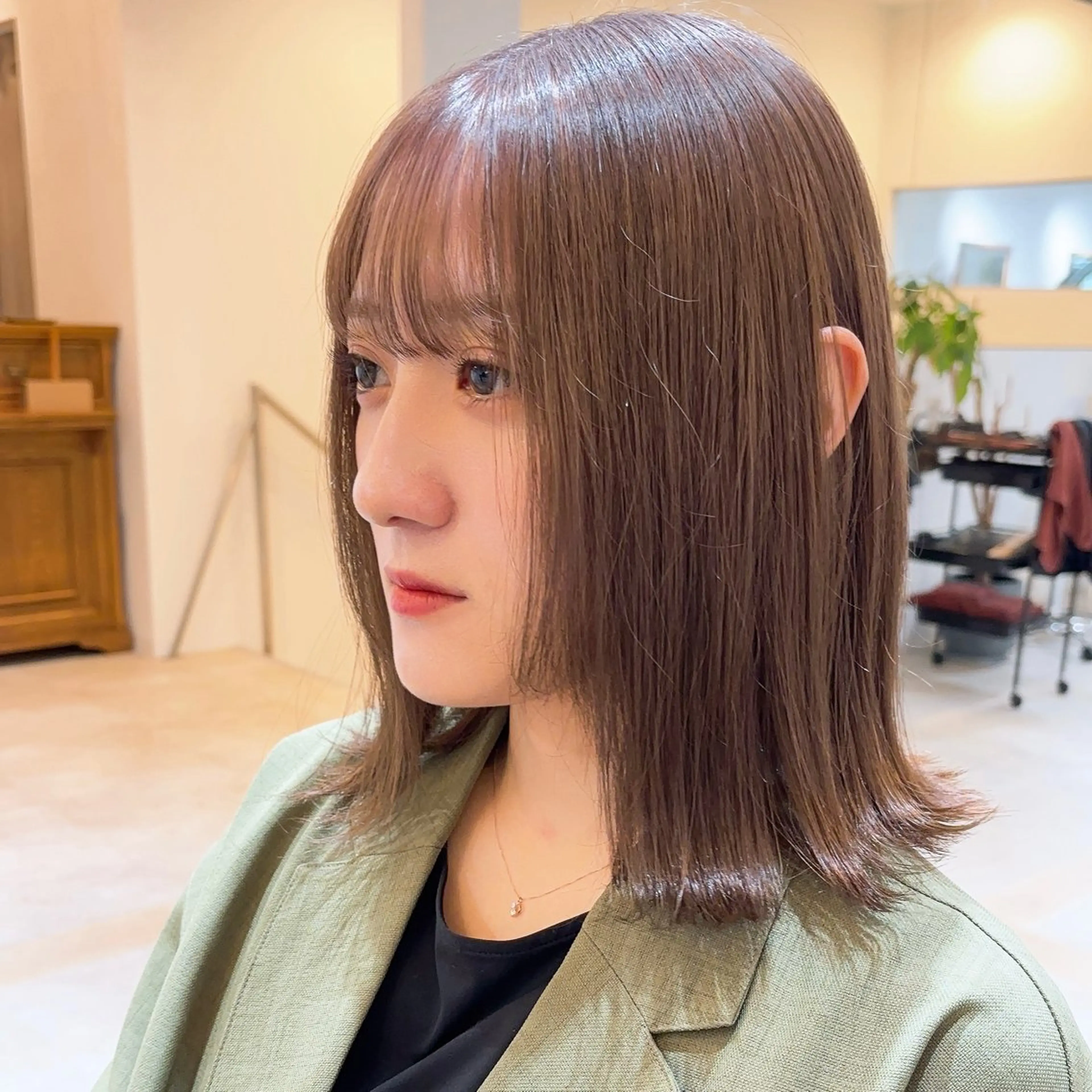 【全員】カット+ヘアカラー 𖧷 ⁺. ※ケアトリートメントをプレゼント実施中！の写真