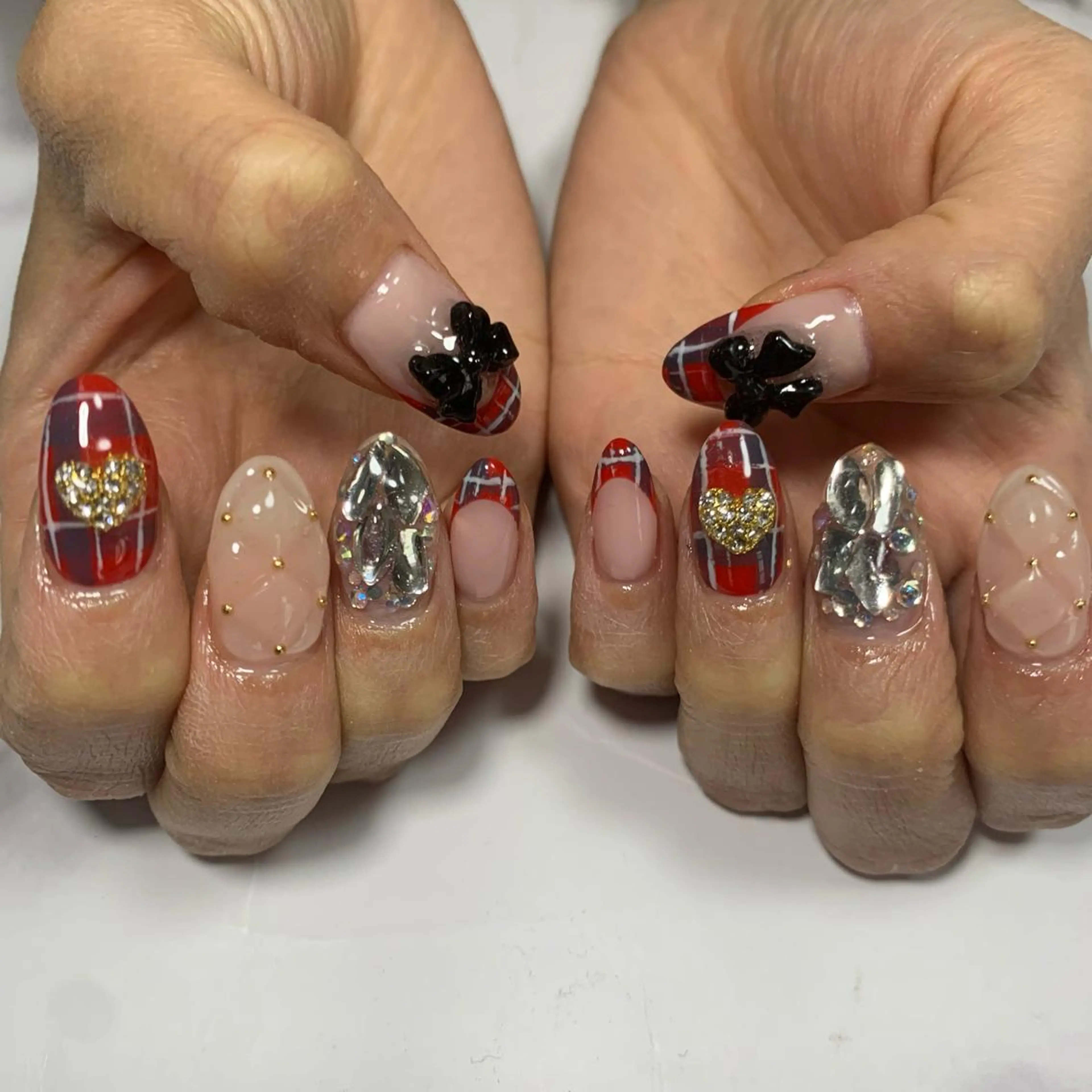 ネイル 冬ネイル クリスマス happiness nailのネイルデザイン