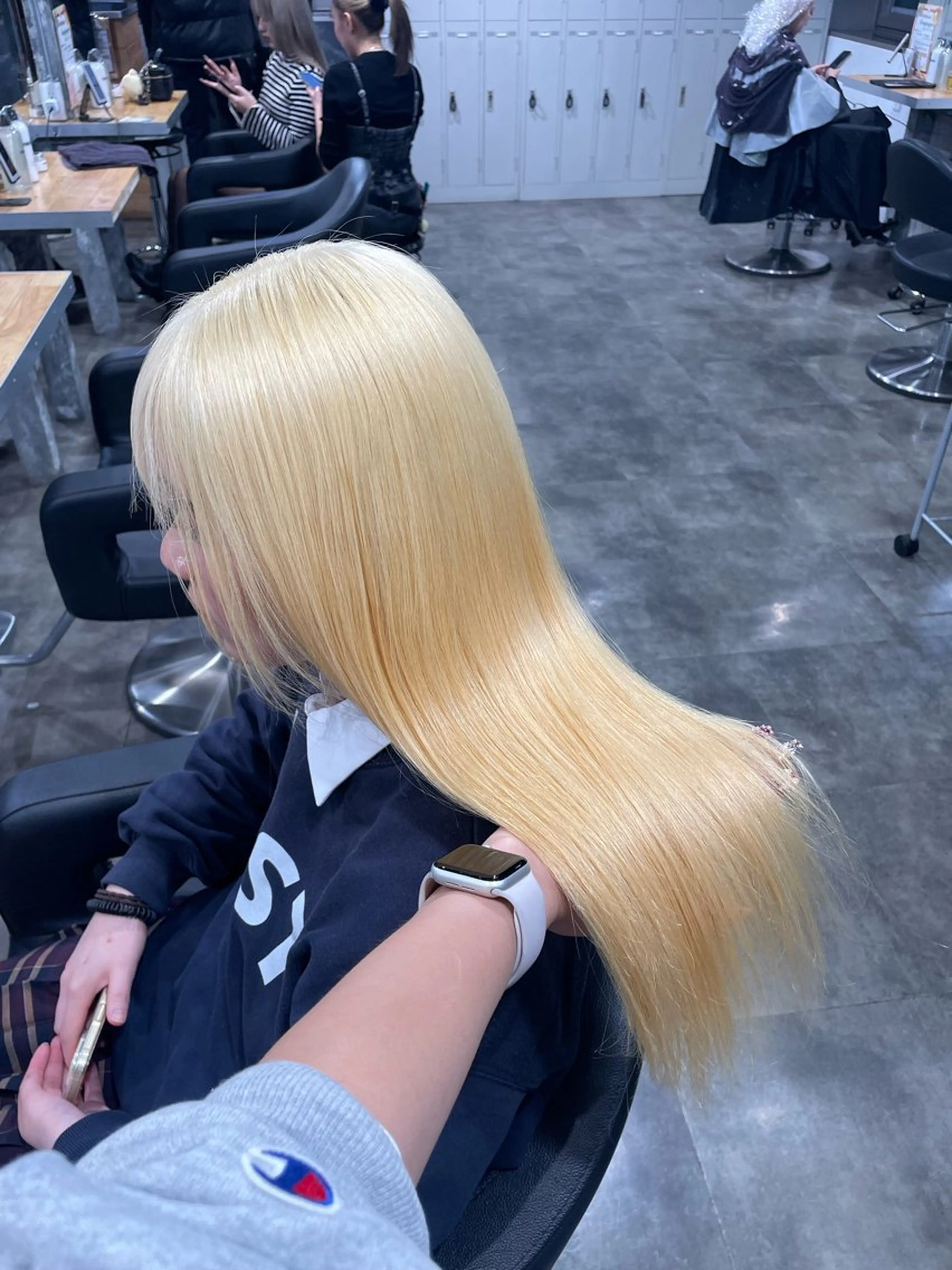 ロング カラー ヘアカラー ハイトーン 横浜💞ミオのヘアスタイル