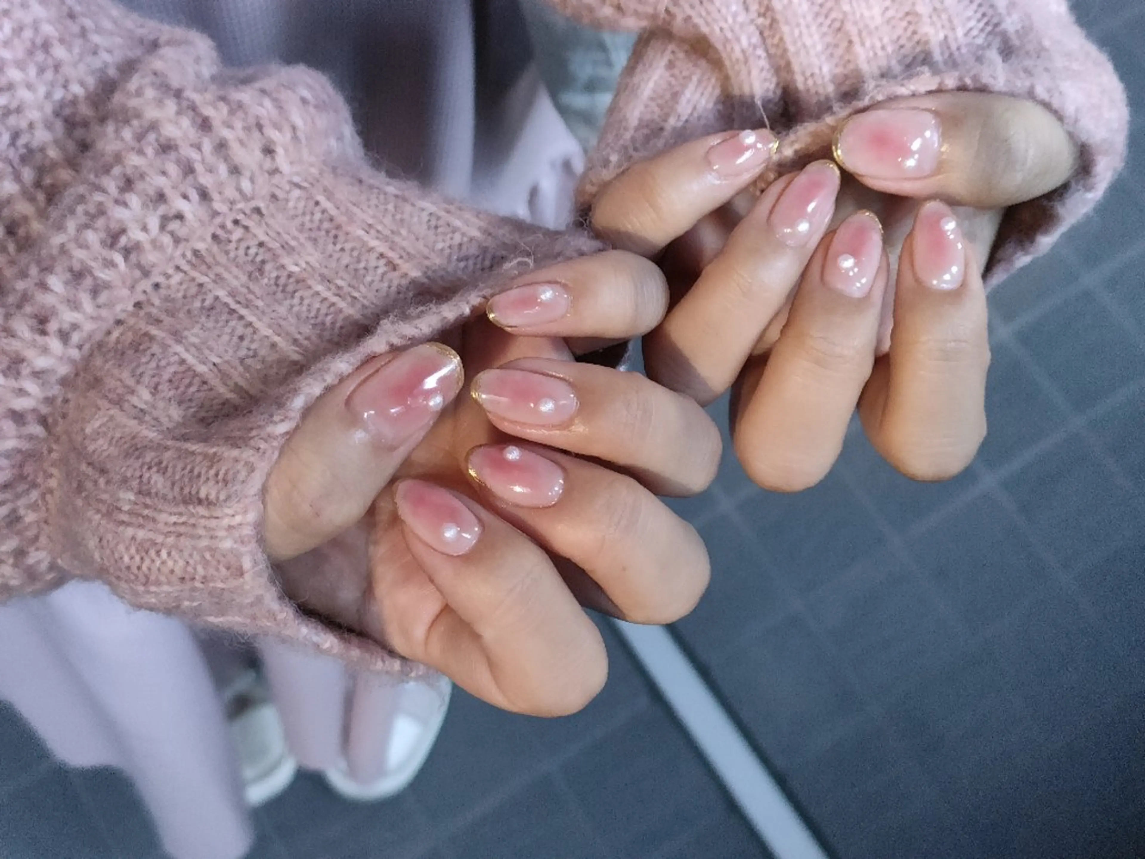 ネイル チークネイル ミラーネイル oir. nailsalonのネイルデザイン