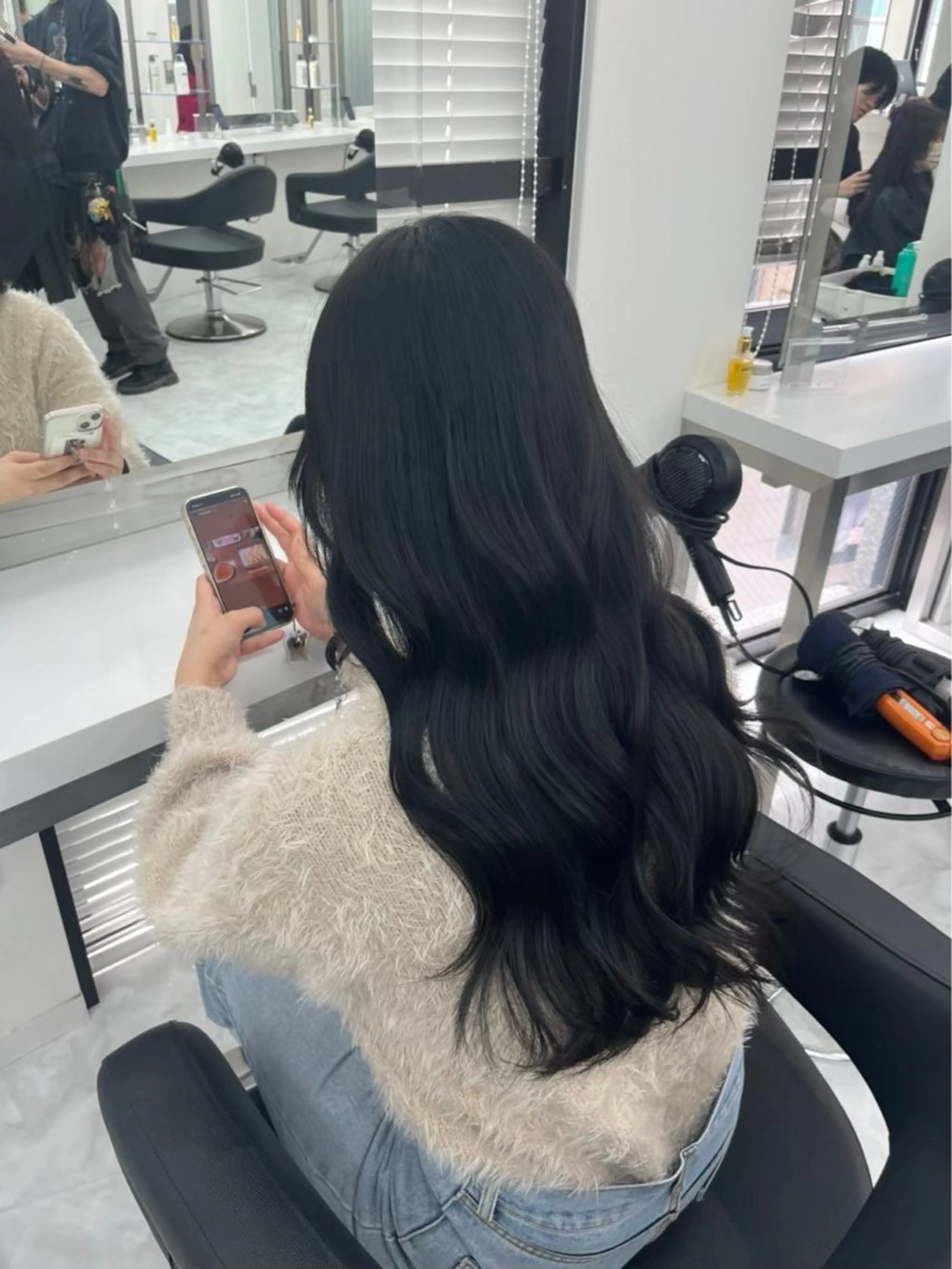 ロング カラー ヘアカラー トリートメント 川野 千夏のヘアスタイル