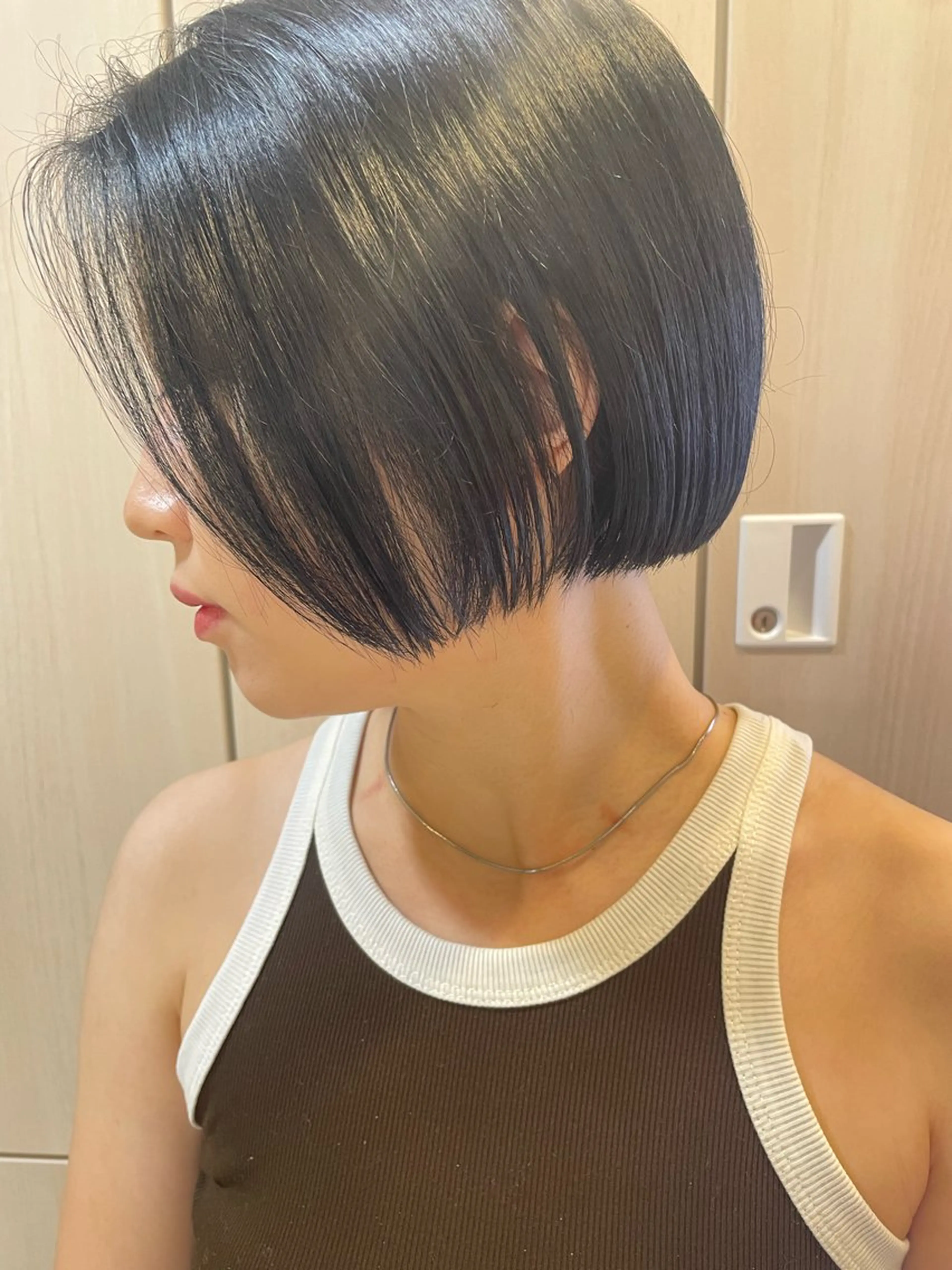 ショート 切りっぱなしボブ アッシュ ボブ カット ヘアカラー 【ボブ/個室サロン】 癒し空間mimuraのヘアスタイル