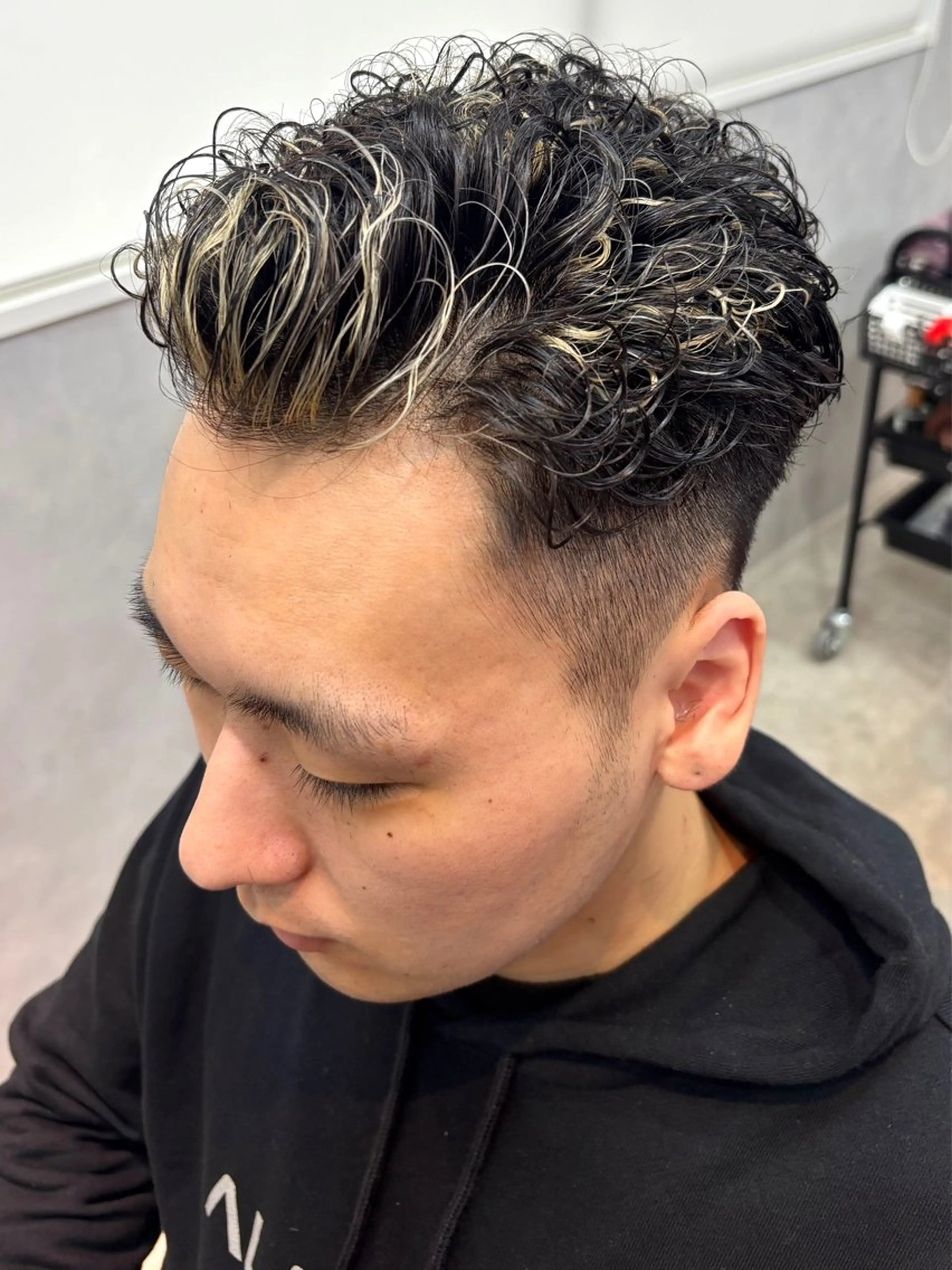 ショート カラー パーマ メンズ カット ヘアカラー パーマ Miura Kaitoのヘアスタイル