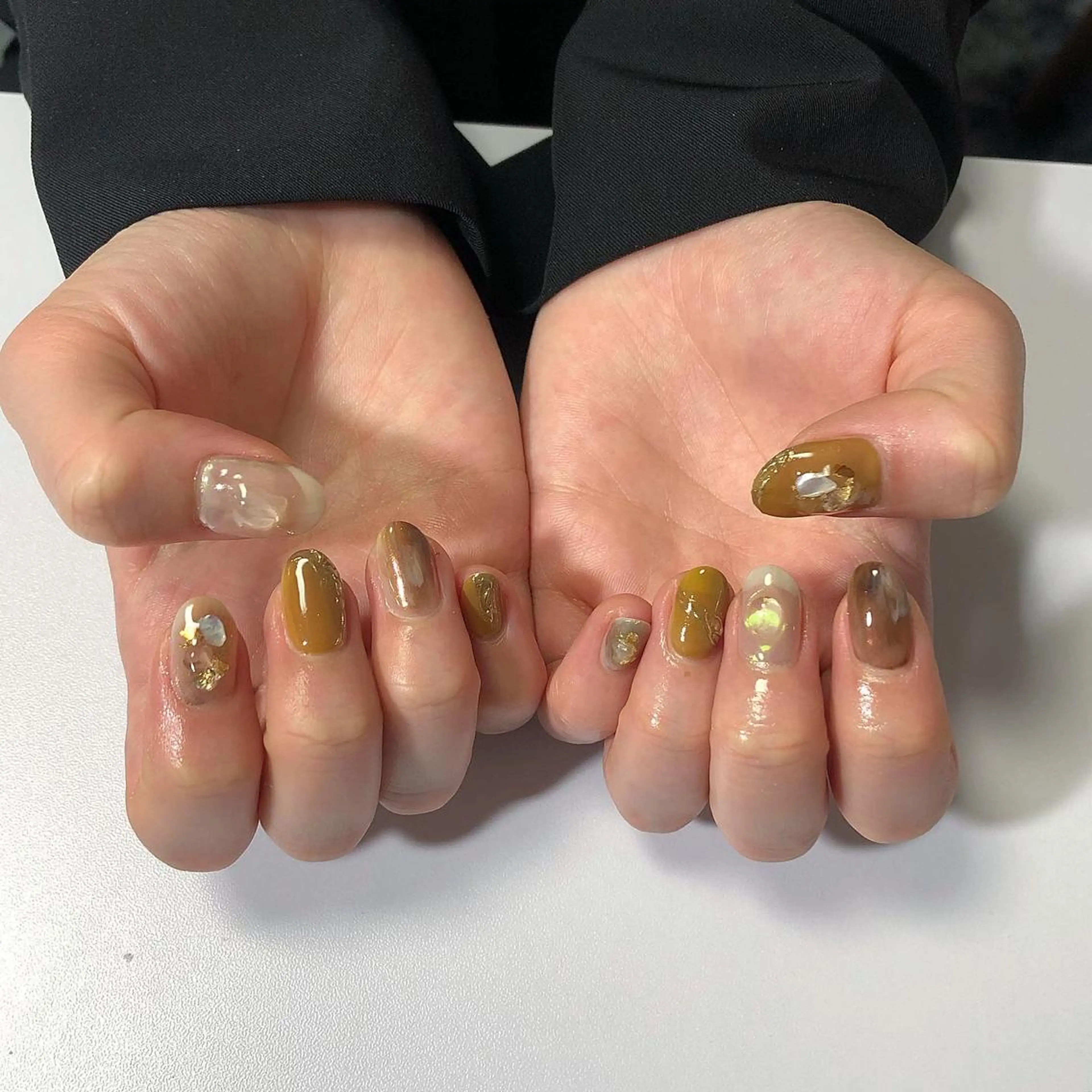 ネイル ハンドネイル émus nail Mamiのネイルデザイン