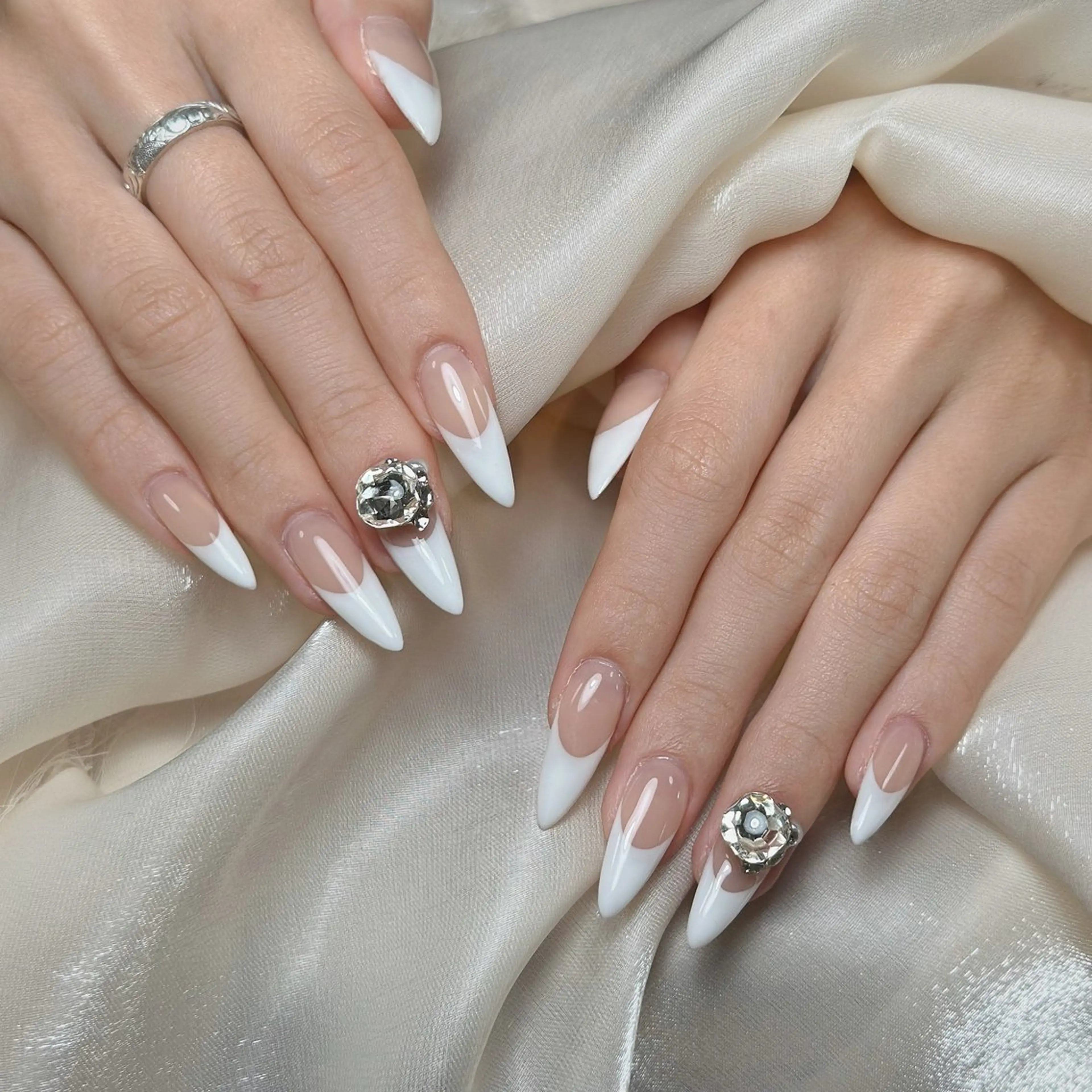 ネイル Maggie Nail🦩のネイルデザイン