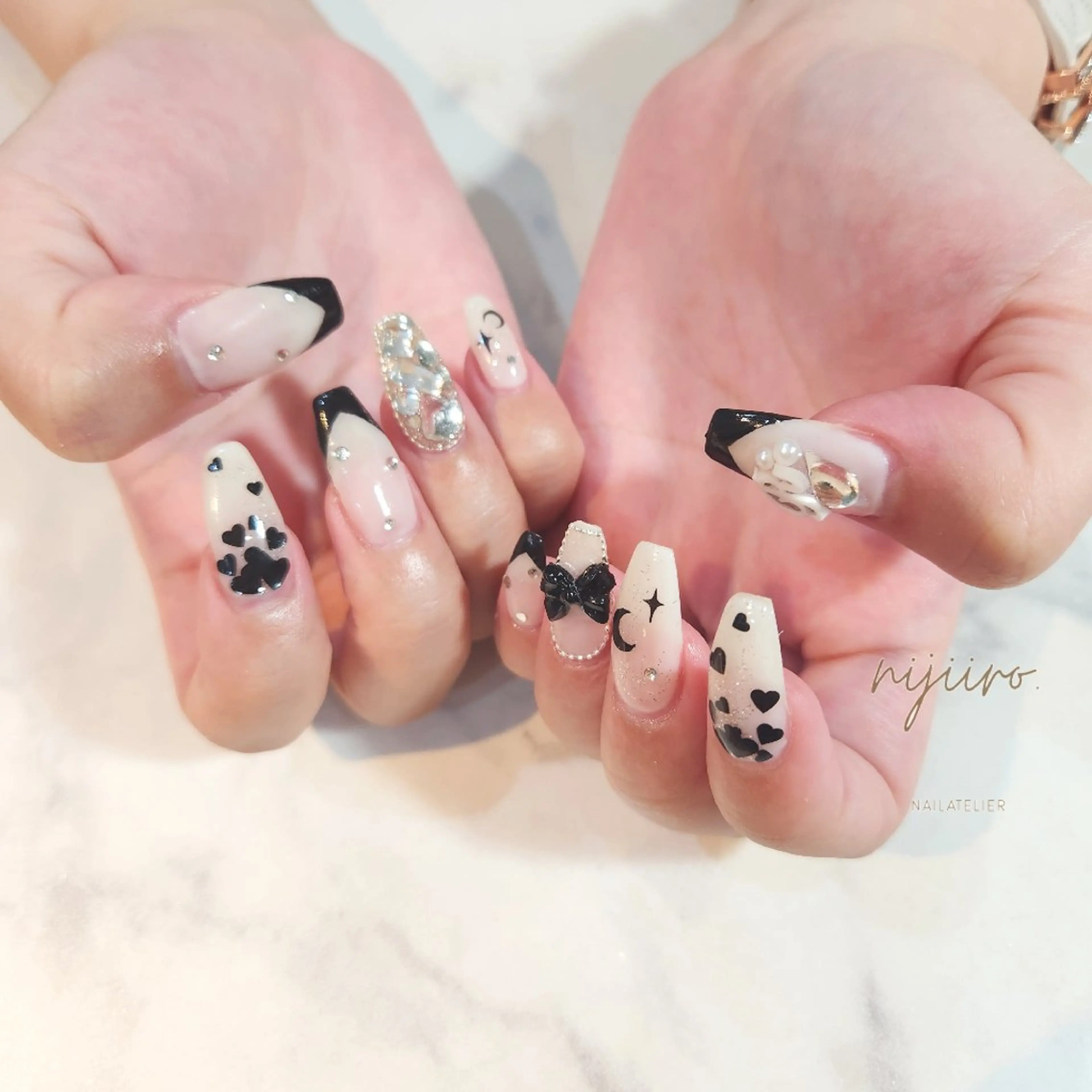 ネイル ハンドネイル nailatelier nijiiro.所属・nijiiro🌈 サトウのネイルデザイン