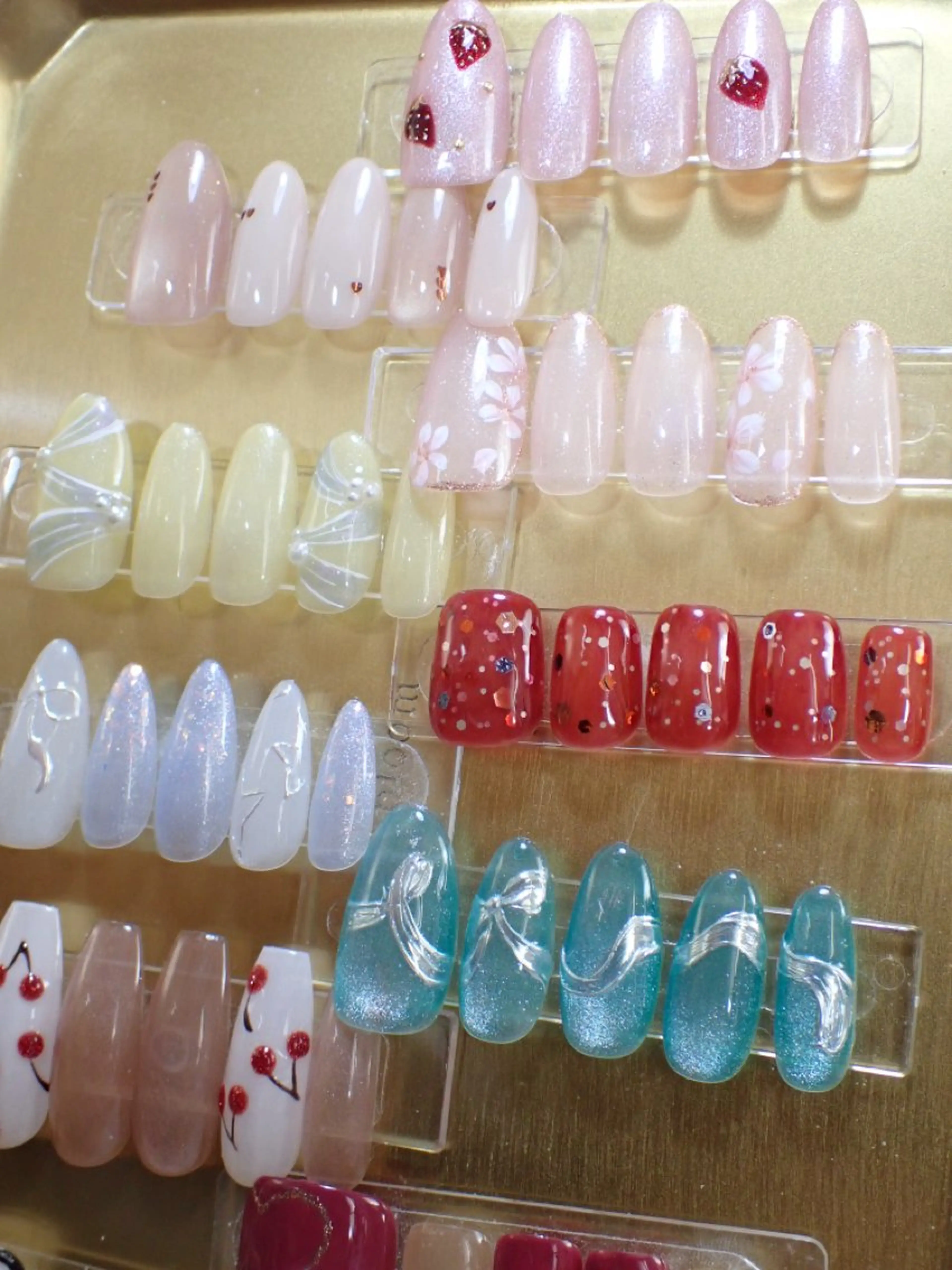ネイル ハンドネイル Nailsalon C.U.Eのネイルデザイン