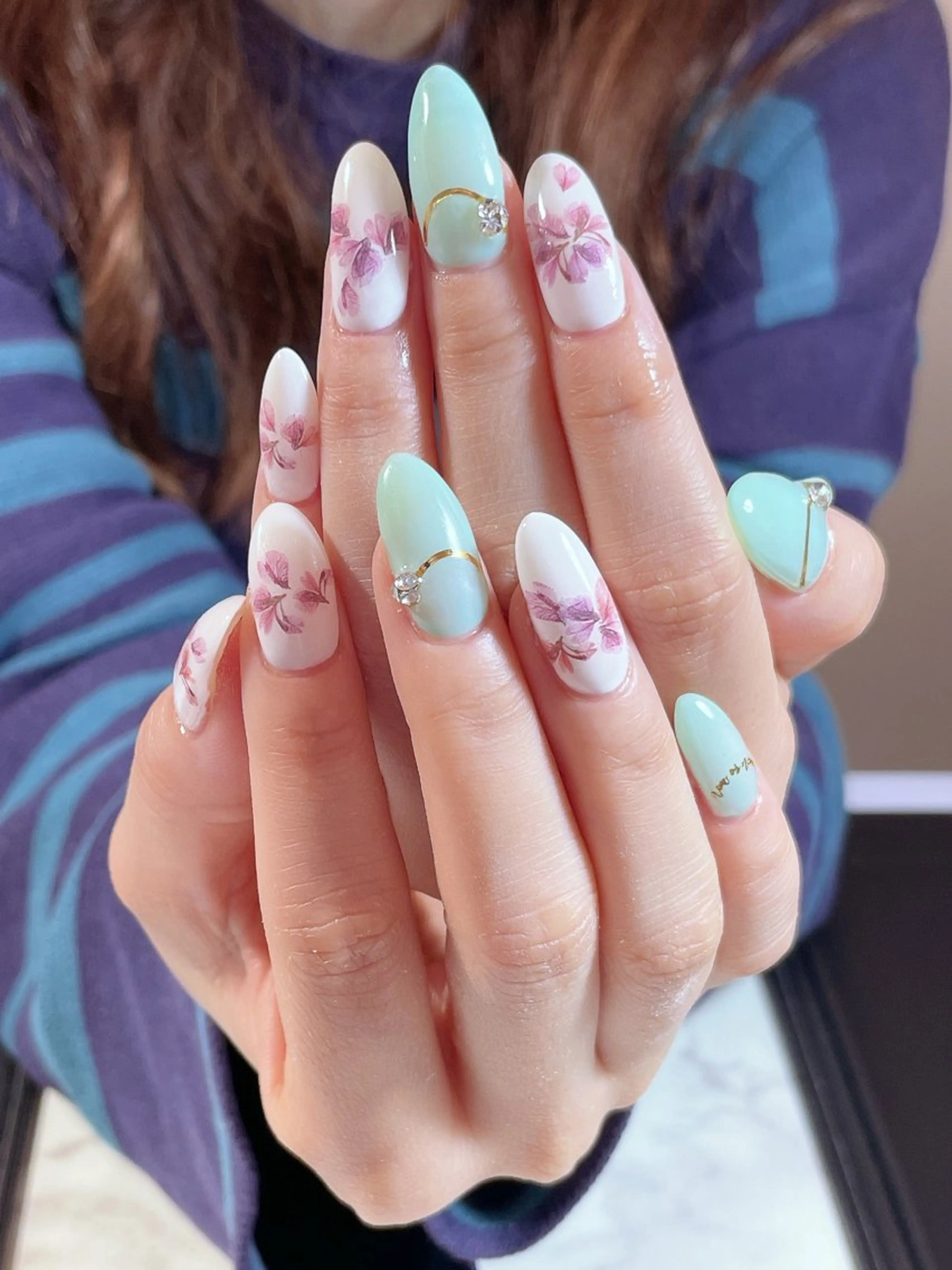 ネイル ハンドネイル 三浦 藍のネイルデザイン