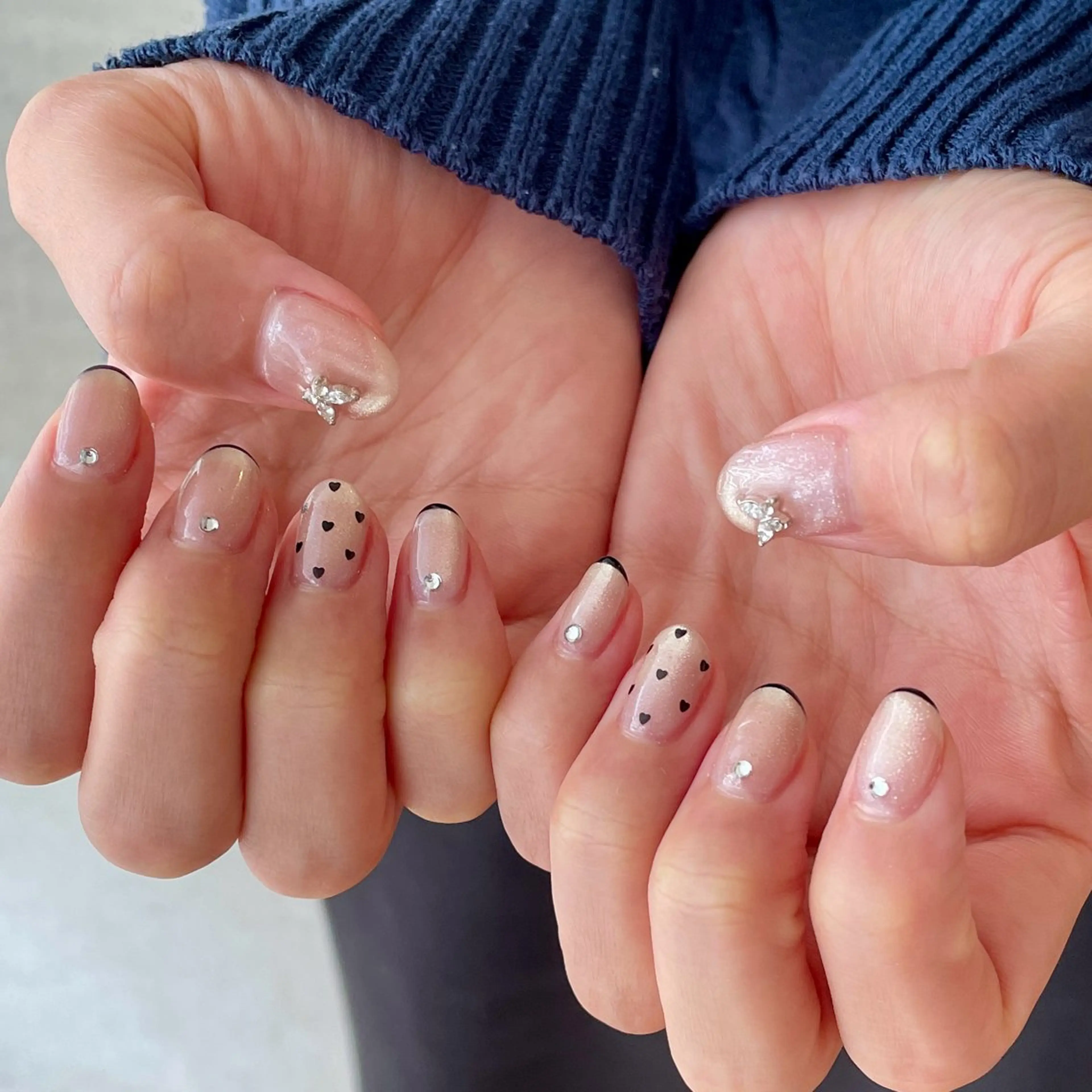 ネイル ブルー 持ち込み ハンドネイル LUNI 久屋大通 ˚✧₊⁎/ yuriのネイルデザイン