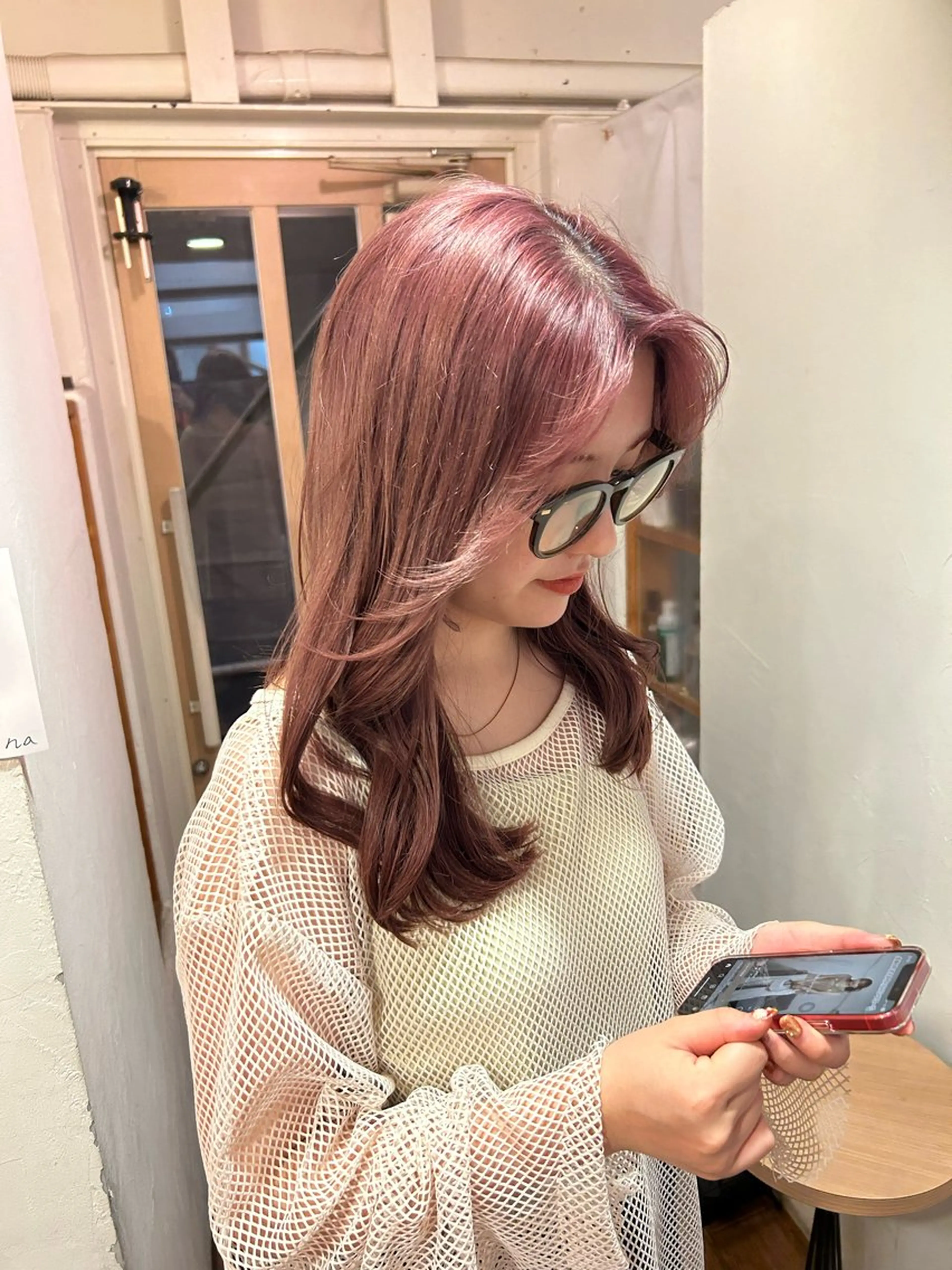 ロング 小泉 樹奈のヘアスタイル