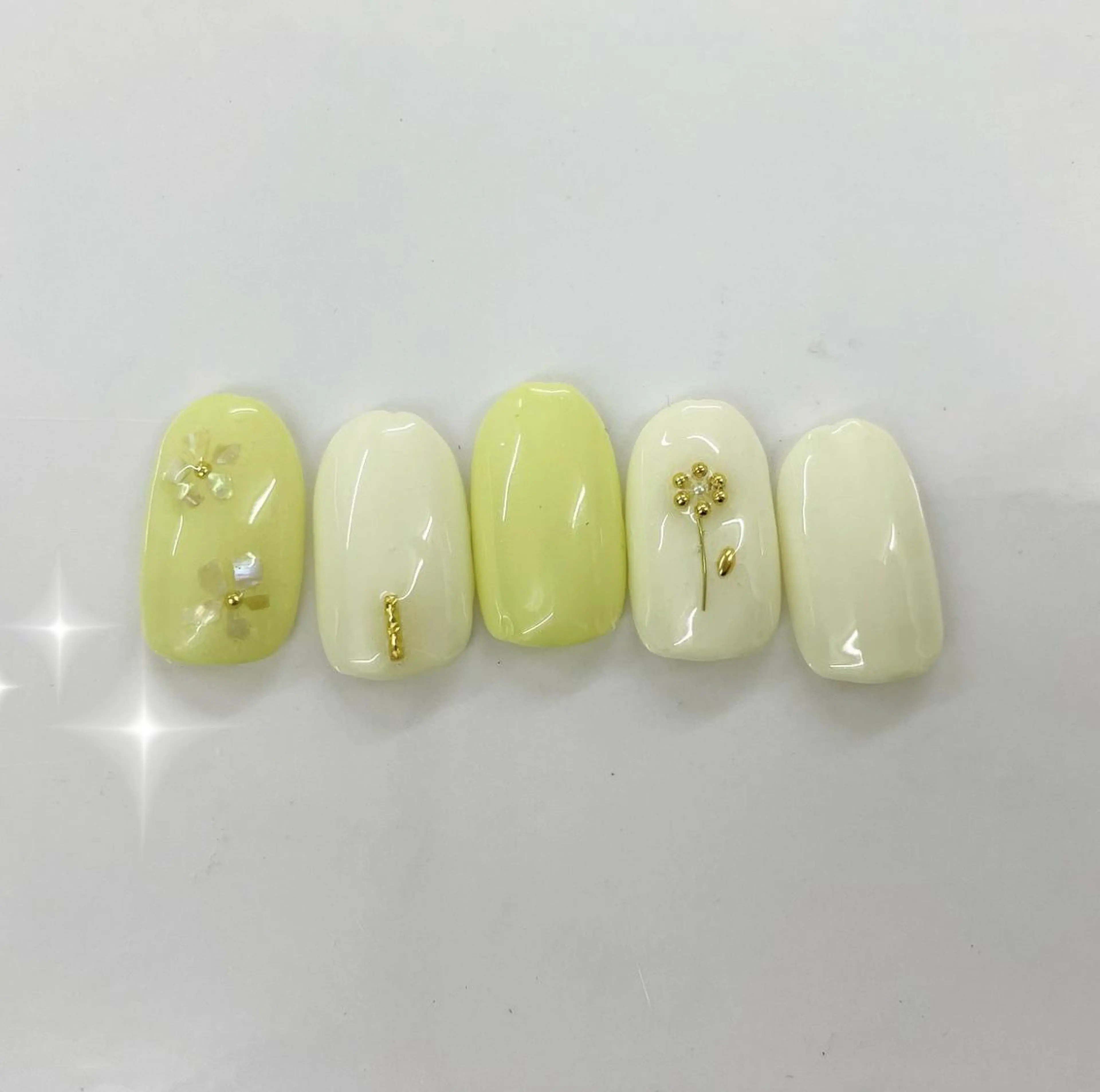 ネイル Pine Cute パインキュートのネイルデザイン