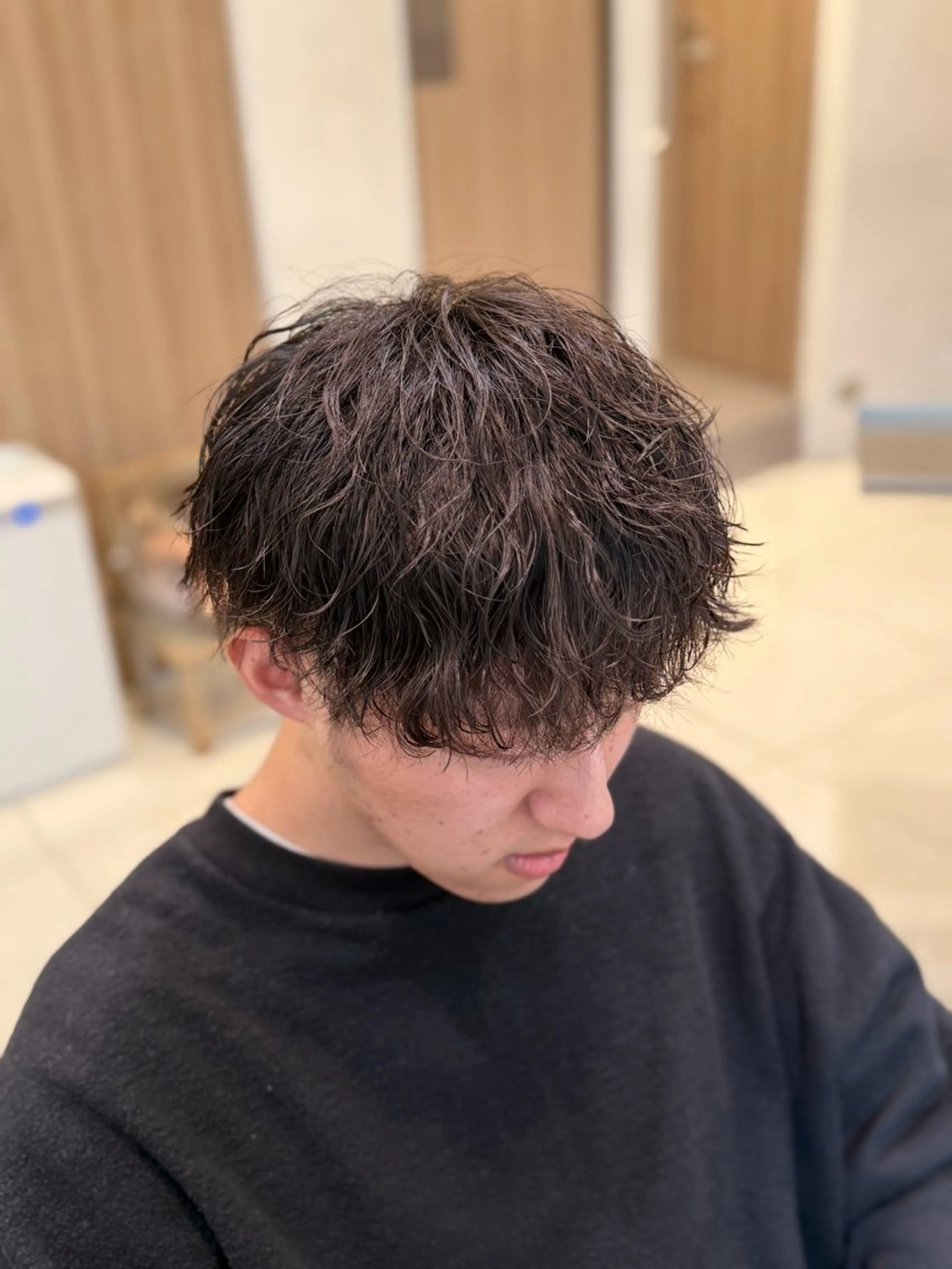 パーマ メンズ メンズパーマ 波巻きパーマ スパイラルパーマ カット パーマ カルマ・ニュアンス/ 縮毛/レイヤーaoiのヘアスタイル