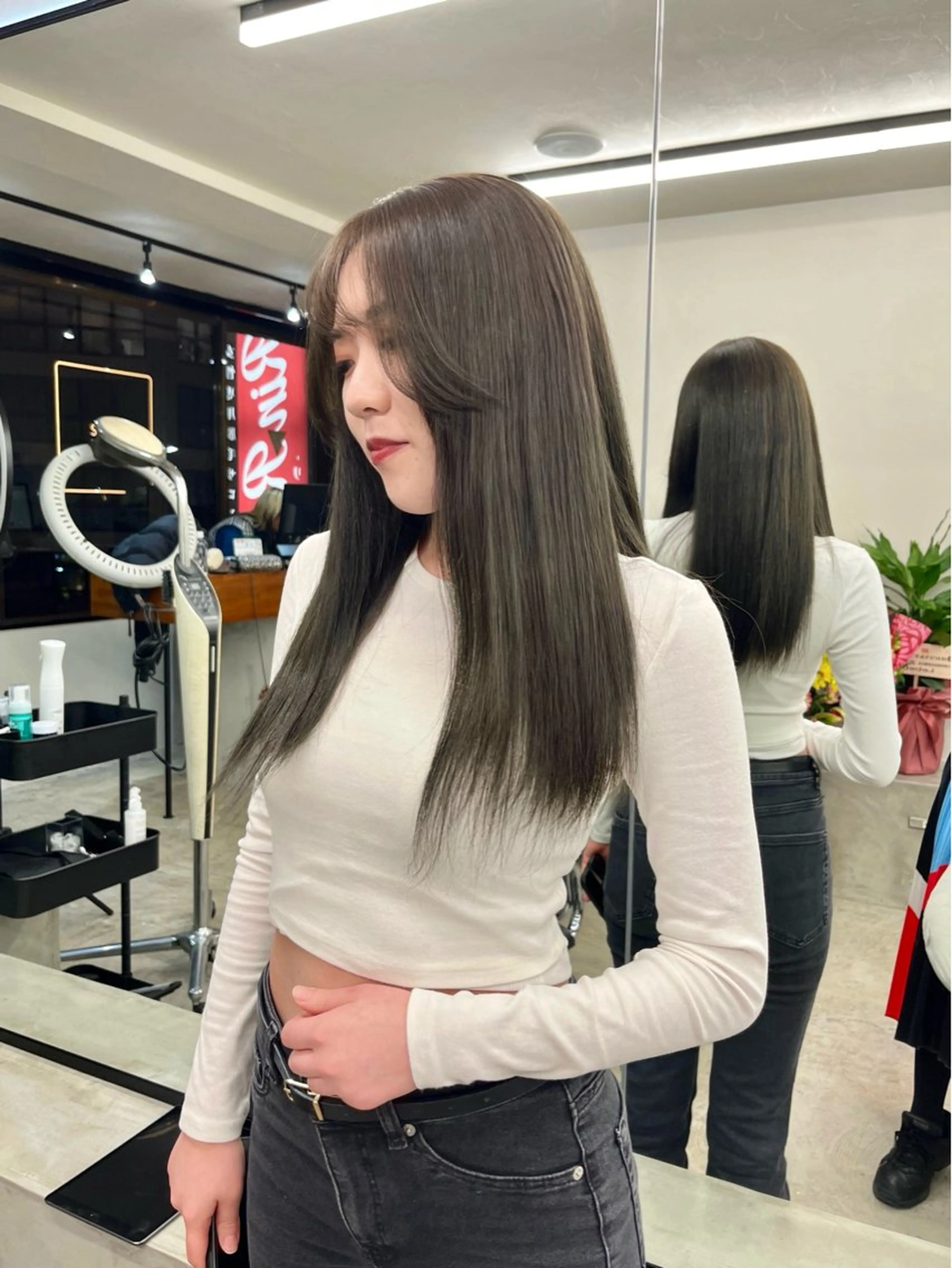 ロング カラー ブリーチ ケアブリーチ 透明感カラー デザインカラー ハイトーンカラー 似合わせ/美髪カラー /カンナのヘアスタイル