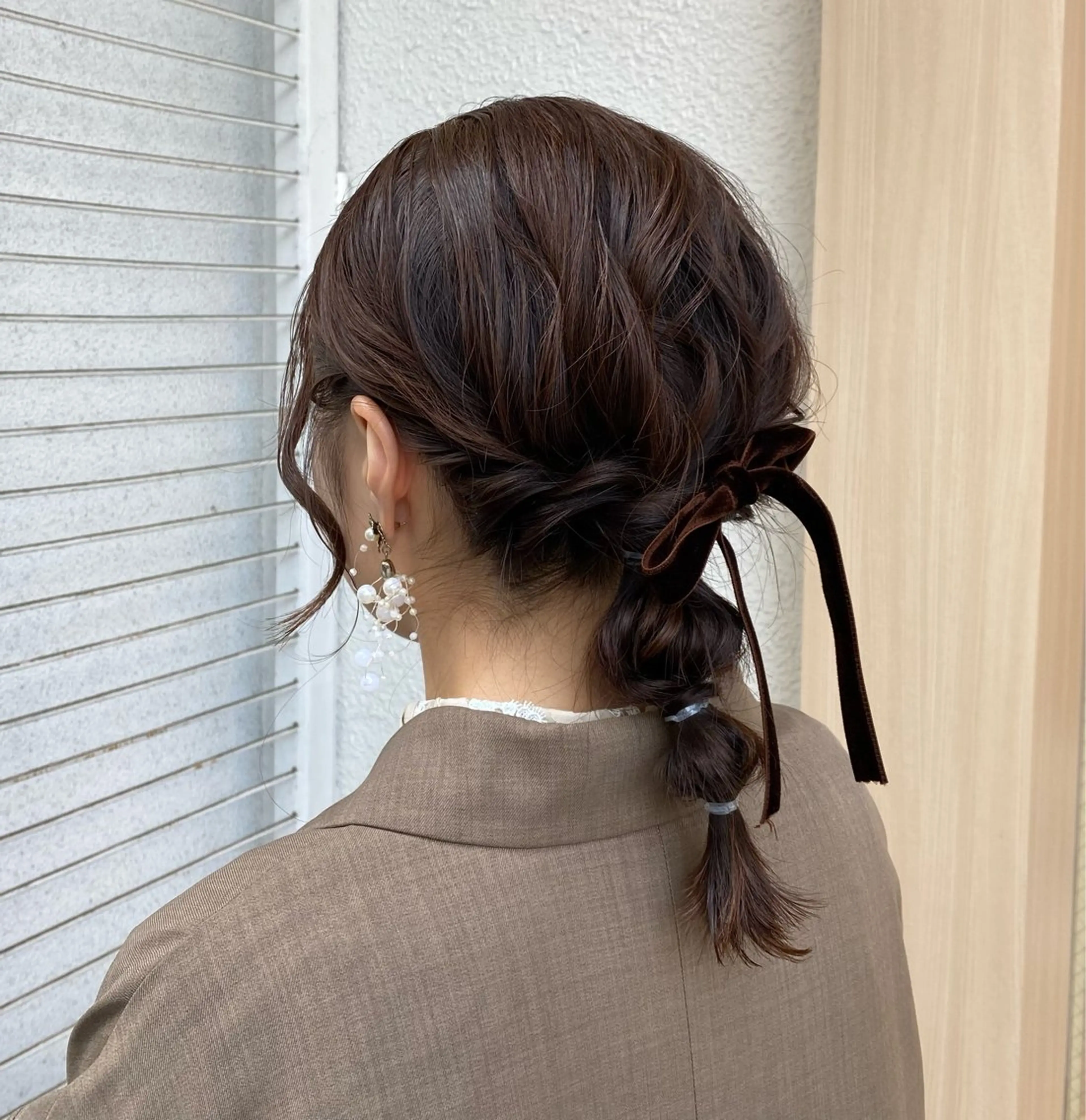 セミロング 透明感カラー 【問屋町】moe🪿のヘアスタイル