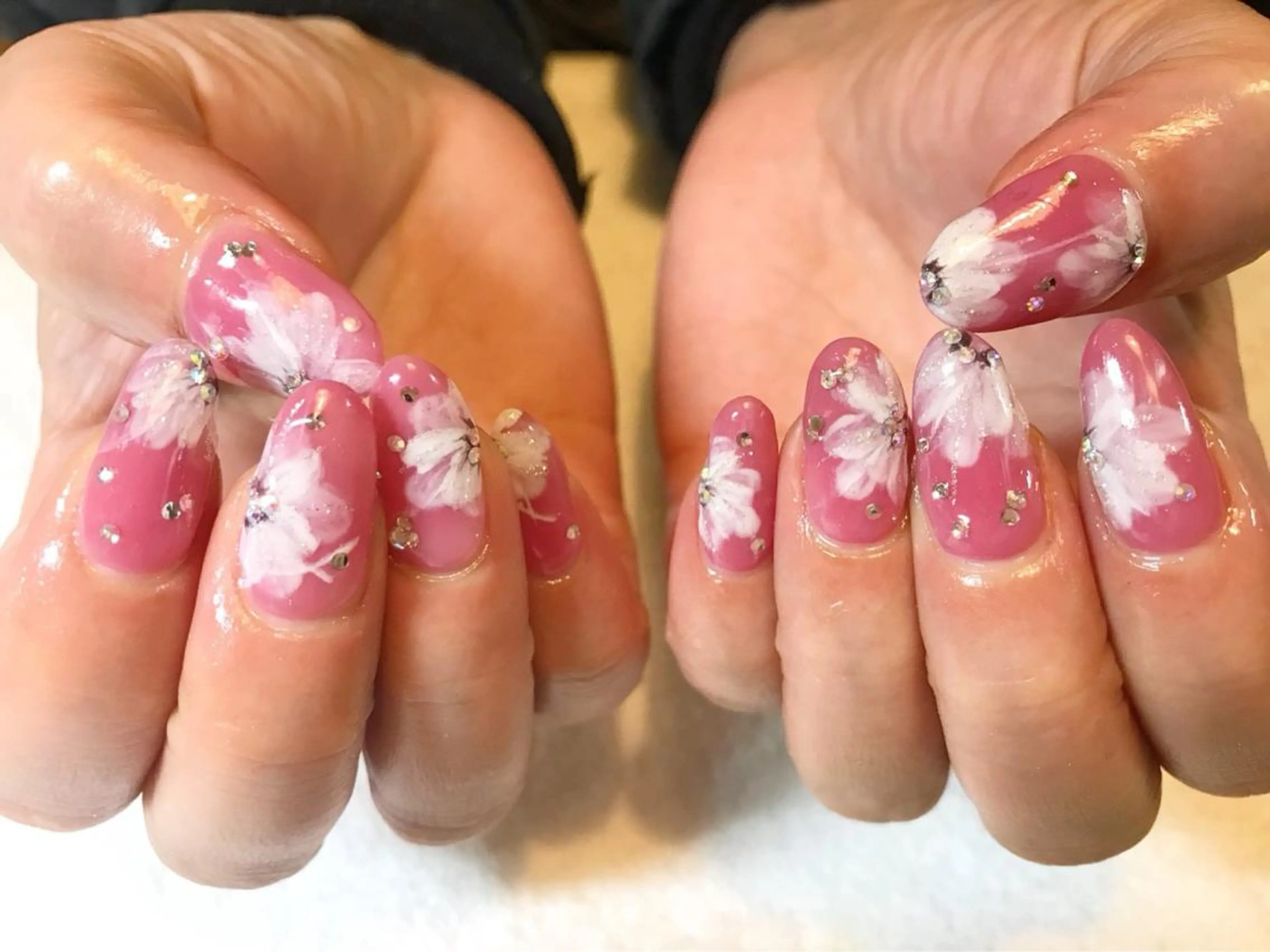 ネイル アートネイル フラワーネイル ハンドネイル GéRanium Harukaのネイルデザイン